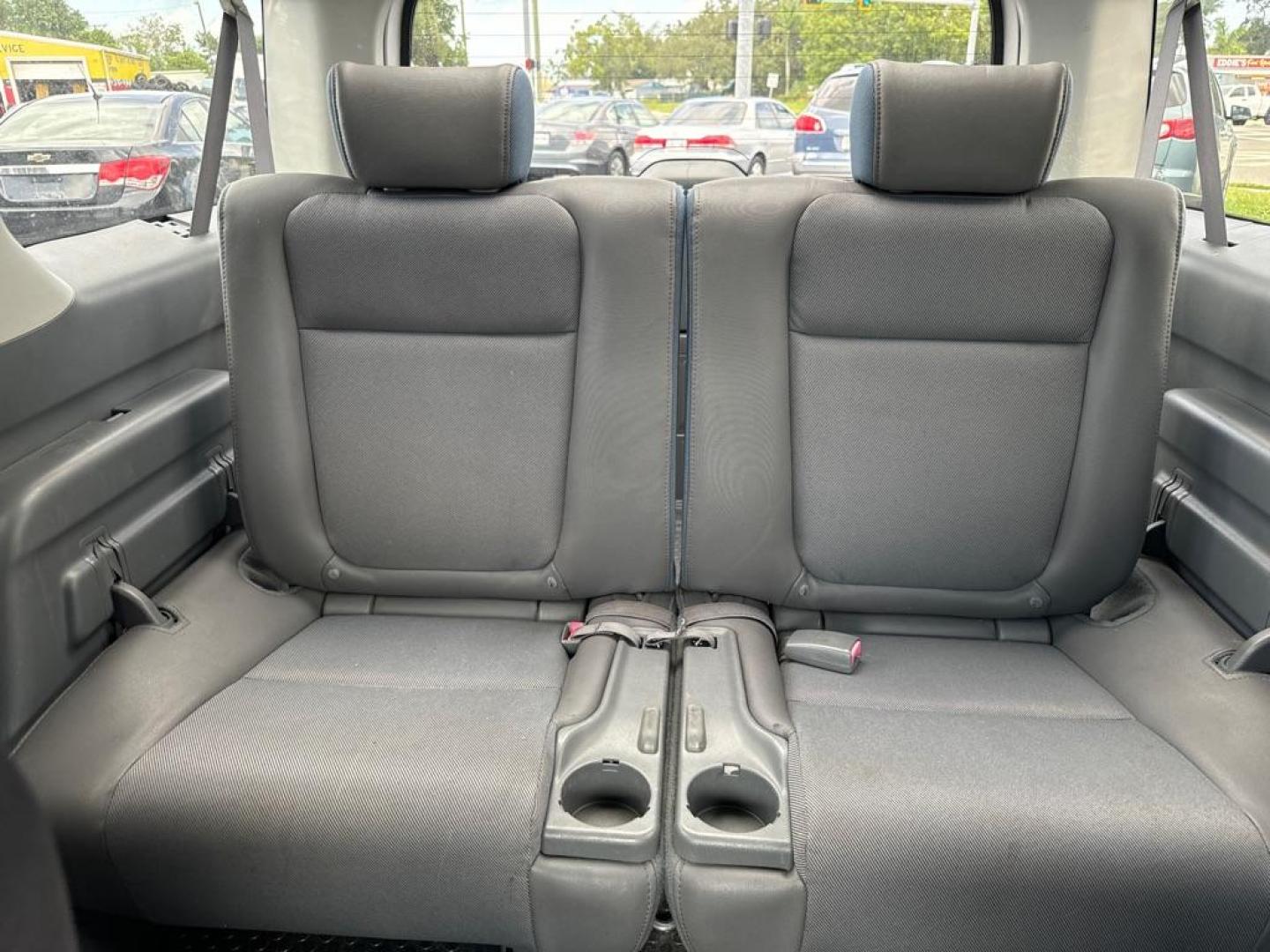 2003 SILVER HONDA ELEMENT EX (5J6YH286X3L) with an 2.4L engine, Automatic transmission, located at 2929 9th St. West, Bradenton, 34205, (941) 242-2810, 27.473591, -82.570679 - Thanks for inquring into DriveNation USA! All vehicles listed can be viewed at www.drivenationusa.com for vehicle history reports and additonal info. We cannot quote any terms such as down payments or monthly payments without an application. You can apply directly at www.drivenationusa.com or by con - Photo#13