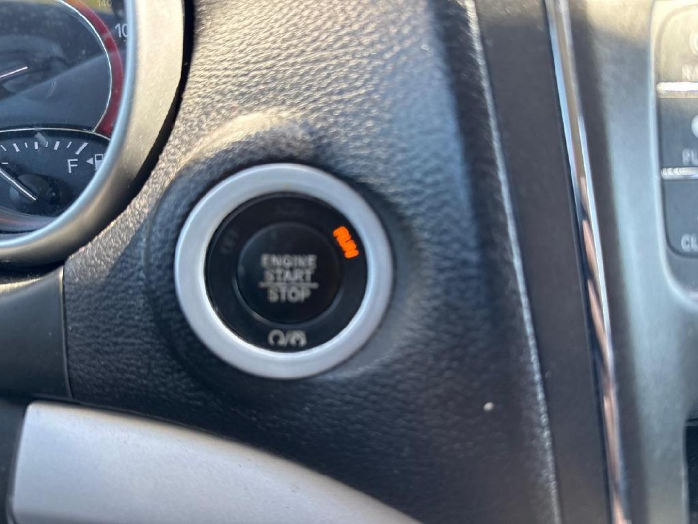 2018 GRAY DODGE JOURNEY CROSSROADS (3C4PDCAB0JT) with an 2.4L engine, Automatic transmission, located at 2929 9th St. West, Bradenton, 34205, (941) 242-2810, 27.473591, -82.570679 - Photo#15