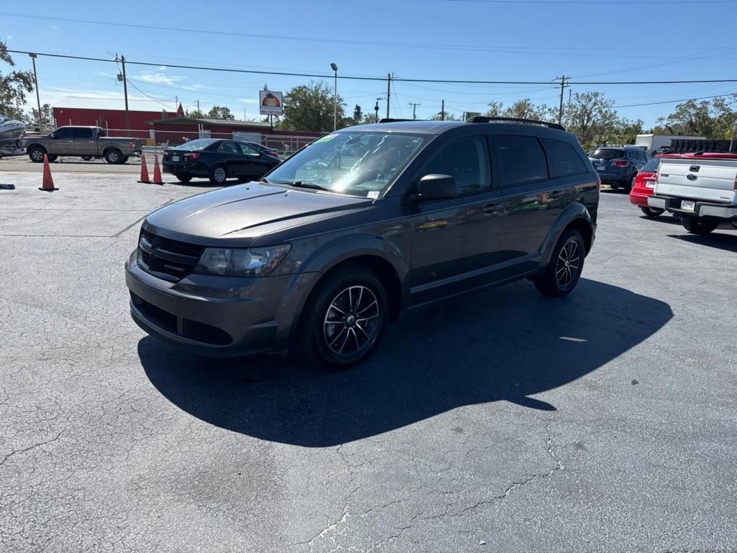 2018 GRAY DODGE JOURNEY CROSSROADS (3C4PDCAB0JT) with an 2.4L engine, Automatic transmission, located at 2929 9th St. West, Bradenton, 34205, (941) 242-2810, 27.473591, -82.570679 - Photo#3