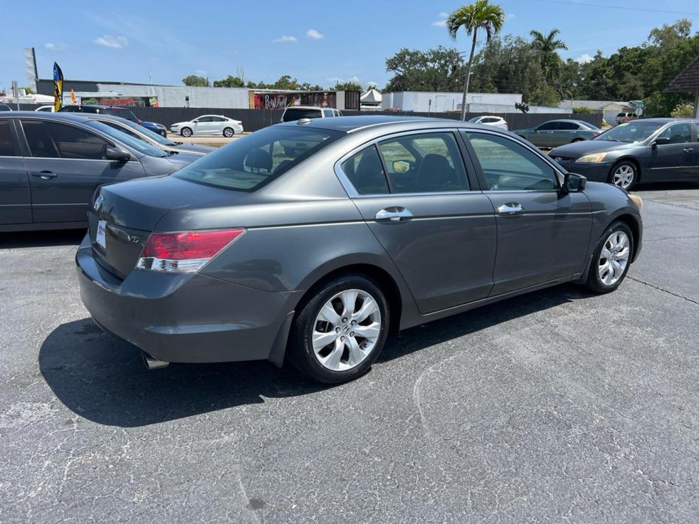 2012 GRAY HONDA ACCORD LXP (1HGCP2F42CA) with an 2.4L engine, Automatic transmission, located at 2929 9th St. West, Bradenton, 34205, (941) 242-2810, 27.473591, -82.570679 - Photo#6