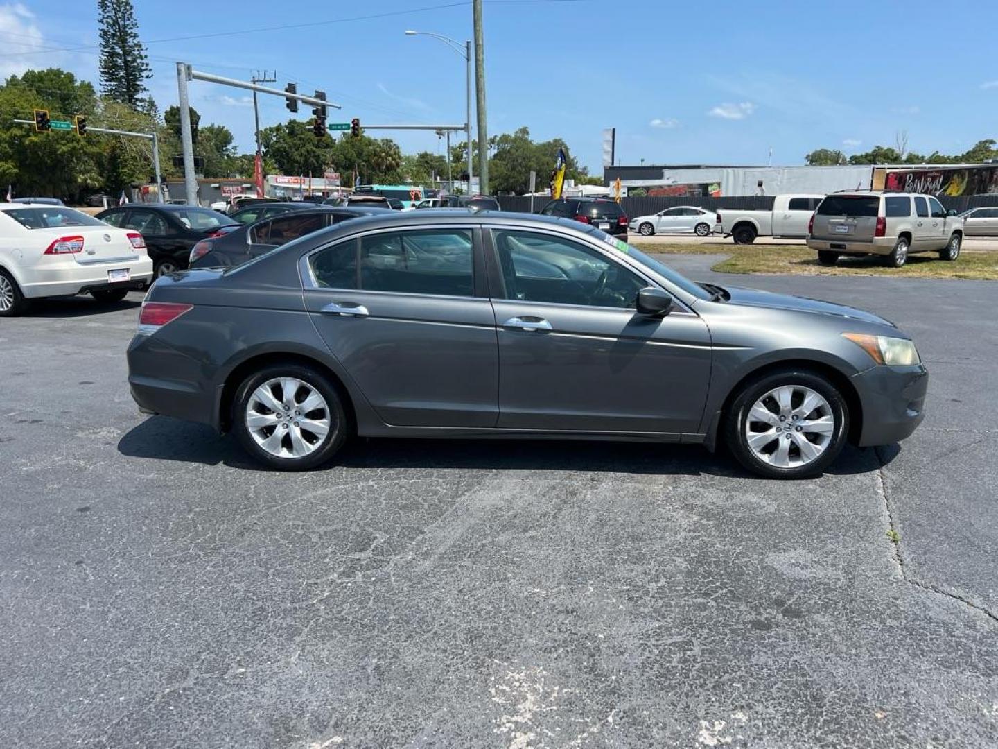 2012 GRAY HONDA ACCORD LXP (1HGCP2F42CA) with an 2.4L engine, Automatic transmission, located at 2929 9th St. West, Bradenton, 34205, (941) 242-2810, 27.473591, -82.570679 - Photo#7