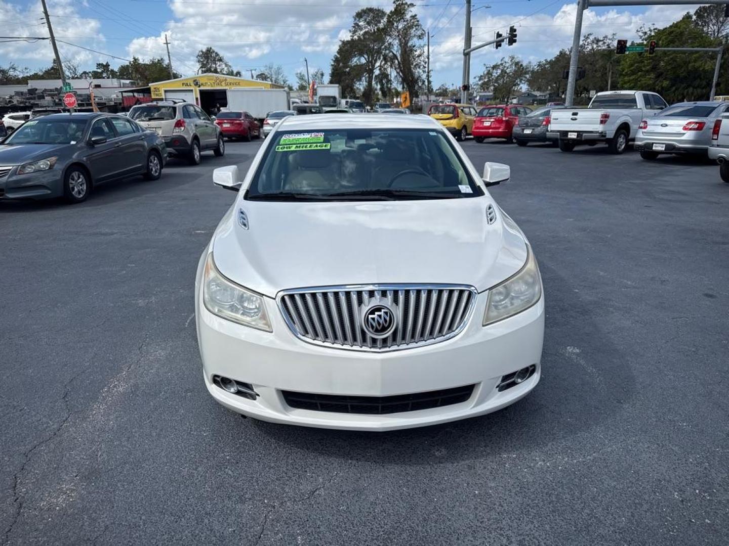 2011 WHITE BUICK LACROSSE CXL (1G4GC5ED2BF) with an 3.6L engine, Automatic transmission, located at 2929 9th St. West, Bradenton, 34205, (941) 242-2810, 27.473591, -82.570679 - Thanks for inquring into DriveNation USA! All vehicles listed can be viewed at www.drivenationusa.com for vehicle history reports and additonal info. We cannot quote any terms such as down payments or monthly payments without an application. You can apply directly at www.drivenationusa.com or by con - Photo#3