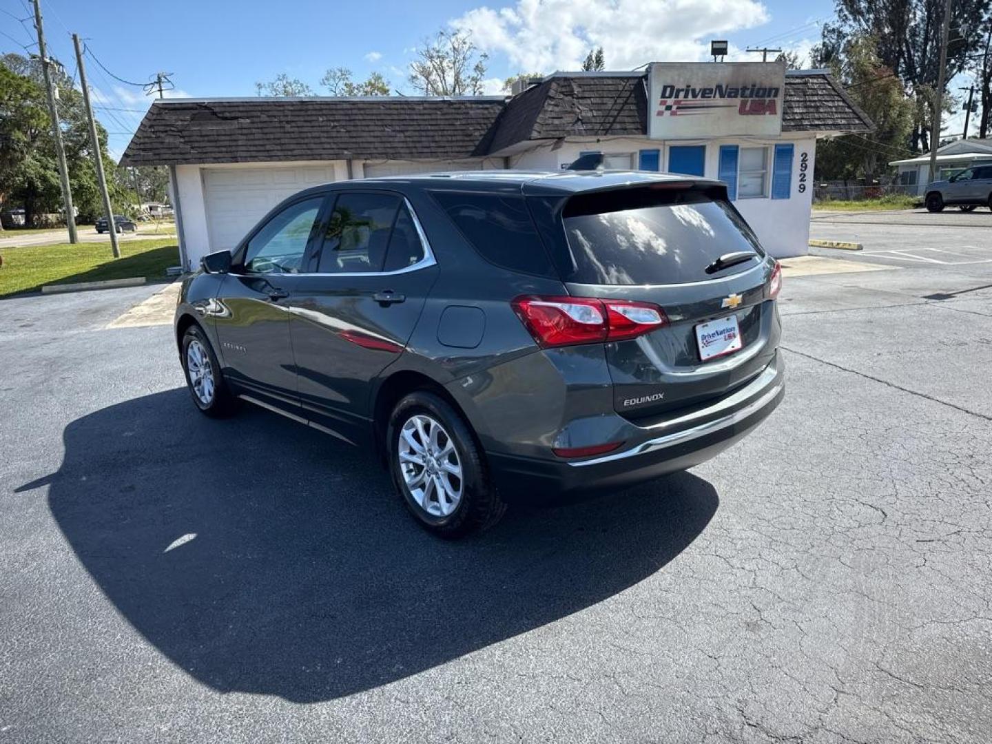2019 GRAY CHEVROLET EQUINOX LT (3GNAXJEV3KS) with an 1.5L engine, Automatic transmission, located at 2929 9th St. West, Bradenton, 34205, (941) 242-2810, 27.473591, -82.570679 - Photo#5