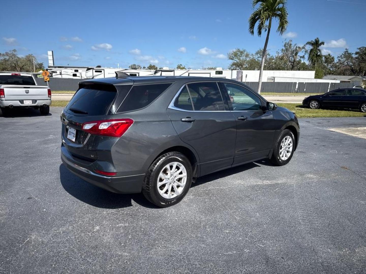 2019 GRAY CHEVROLET EQUINOX LT (3GNAXJEV3KS) with an 1.5L engine, Automatic transmission, located at 2929 9th St. West, Bradenton, 34205, (941) 242-2810, 27.473591, -82.570679 - Photo#7