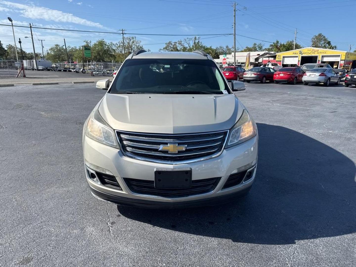2014 SILVER CHEVROLET TRAVERSE LT (1GNKRGKD9EJ) with an 3.6L engine, Automatic transmission, located at 2929 9th St. West, Bradenton, 34205, (941) 242-2810, 27.473591, -82.570679 - Thanks for inquring into DriveNation USA! All vehicles listed can be viewed at www.drivenationusa.com for vehicle history reports and additonal info. We cannot quote any terms such as down payments or monthly payments without an application. You can apply directly at www.drivenationusa.com or by con - Photo#1