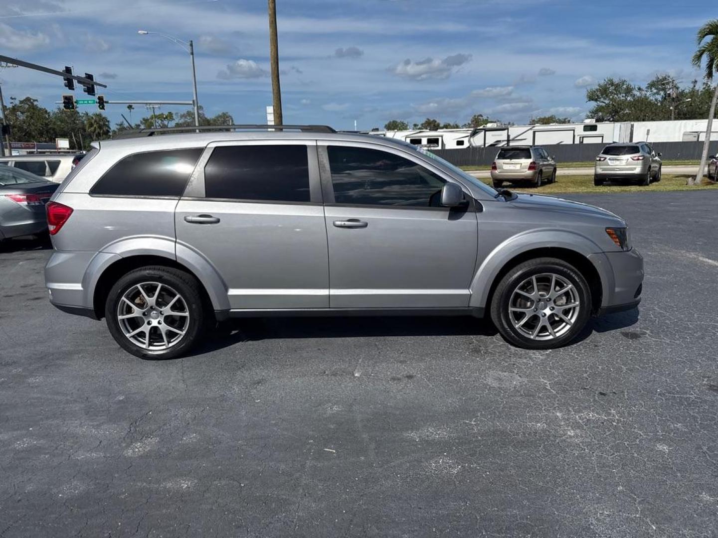 2017 SILVER DODGE JOURNEY GT (3C4PDDEG0HT) with an 3.6L engine, Automatic transmission, located at 2929 9th St. West, Bradenton, 34205, (941) 242-2810, 27.473591, -82.570679 - Thanks for inquring into DriveNation USA! All vehicles listed can be viewed at www.drivenationusa.com for vehicle history reports and additonal info. We cannot quote any terms such as down payments or monthly payments without an application. You can apply directly at www.drivenationusa.com or by con - Photo#7