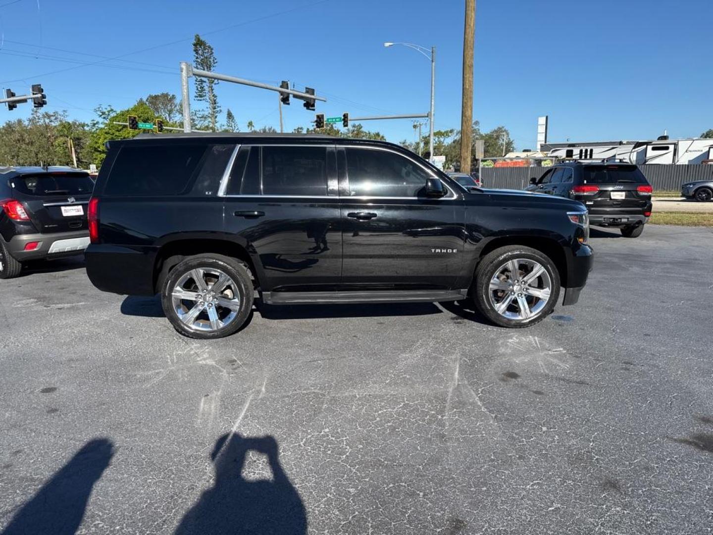 2016 BLACK CHEVROLET TAHOE 1500 LTZ (1GNSCBKC7GR) with an 5.3L engine, Automatic transmission, located at 2929 9th St. West, Bradenton, 34205, (941) 242-2810, 27.473591, -82.570679 - Photo#8
