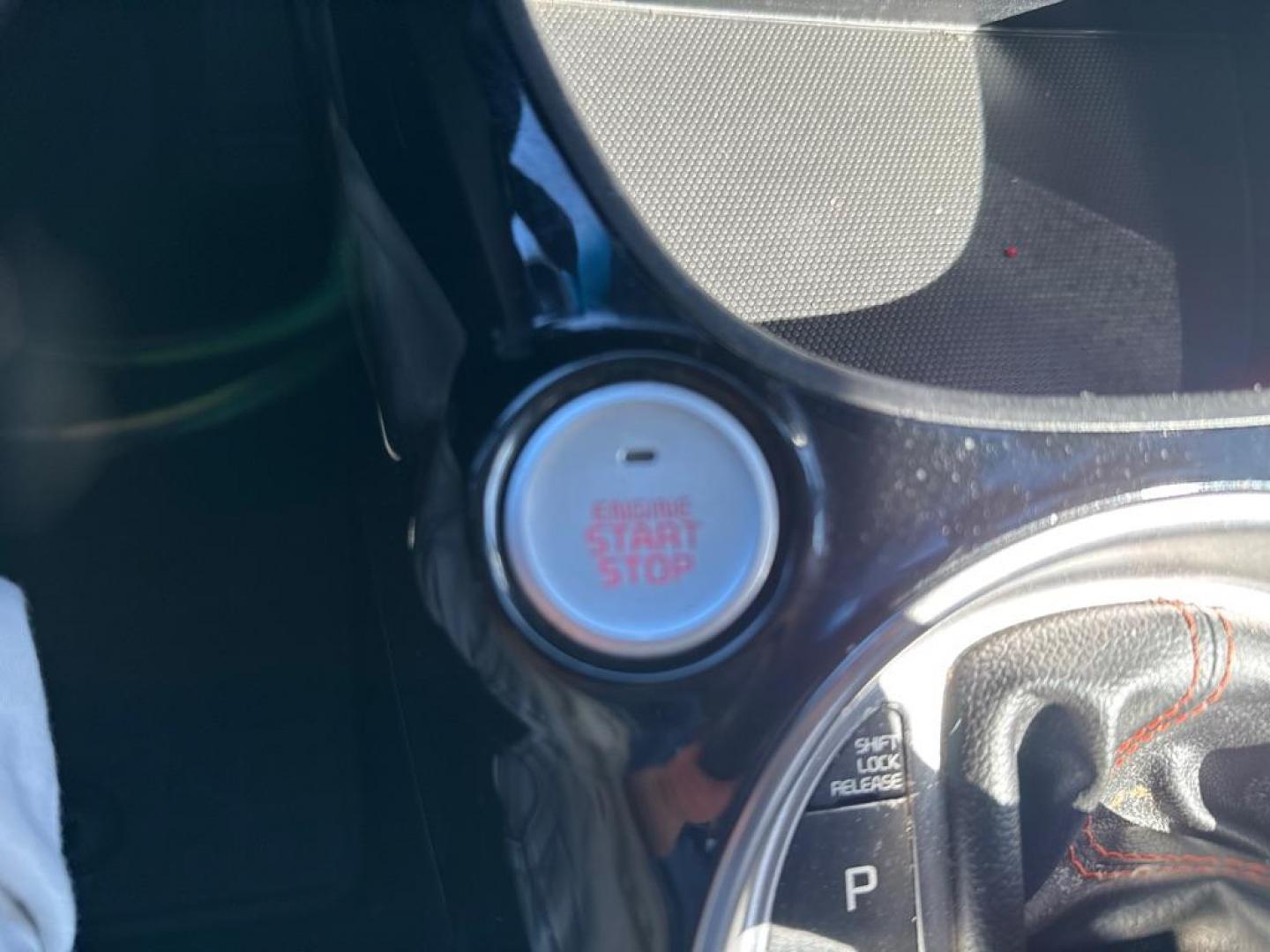 2017 GRAY KIA SOUL ! (KNDJX3AA2H7) with an 1.6L engine, Automatic transmission, located at 2929 9th St. West, Bradenton, 34205, (941) 242-2810, 27.473591, -82.570679 - Thanks for inquring into DriveNation USA! All vehicles listed can be viewed at www.drivenationusa.com for vehicle history reports and additonal info. We cannot quote any terms such as down payments or monthly payments without an application. You can apply directly at www.drivenationusa.com or by con - Photo#12