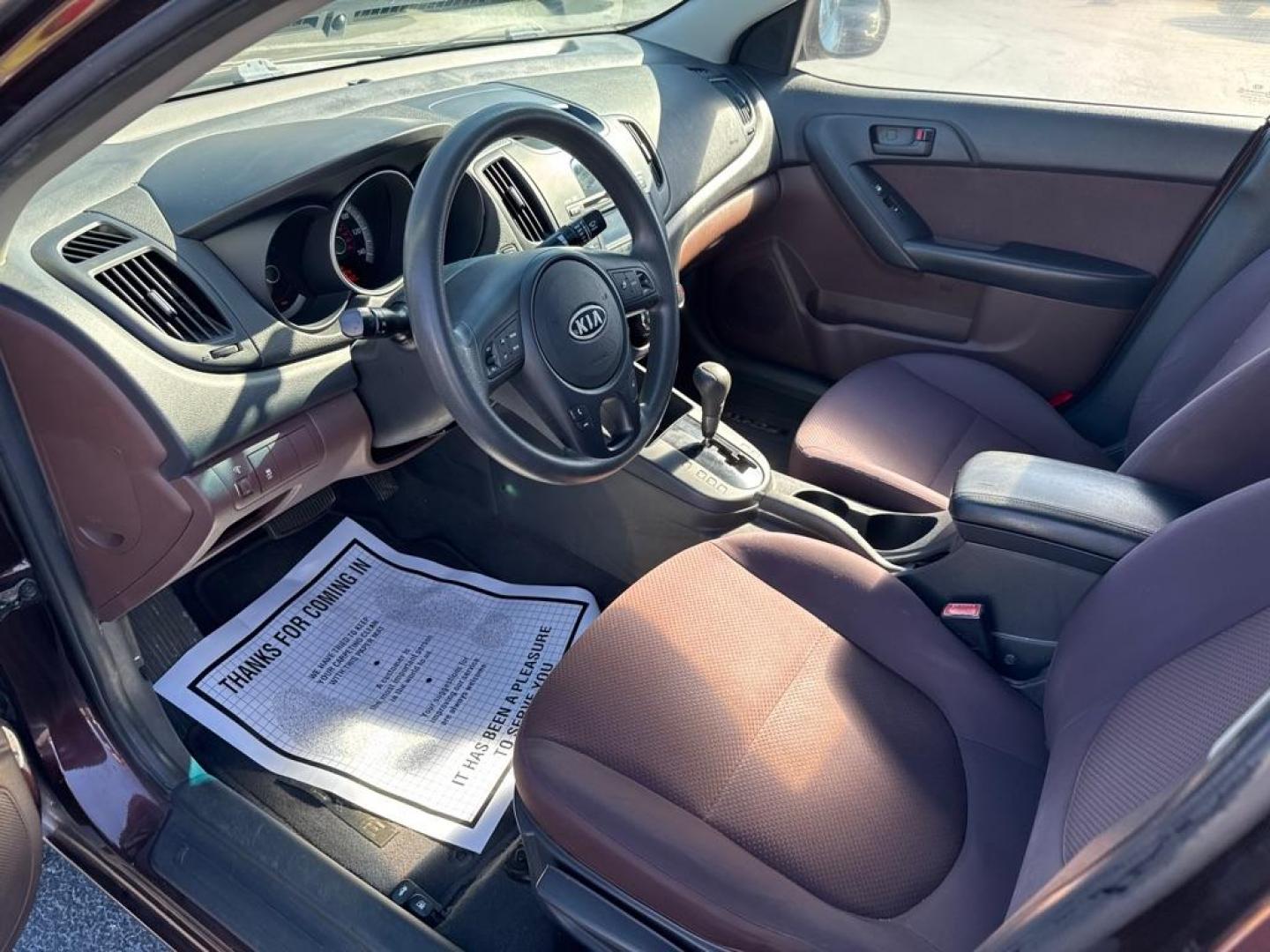 2010 PURPLE KIA FORTE EX (KNAFU4A28A5) with an 2.0L engine, Automatic transmission, located at 2929 9th St. West, Bradenton, 34205, (941) 242-2810, 27.473591, -82.570679 - Photo#10