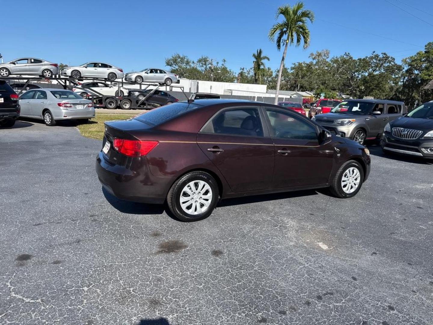 2010 PURPLE KIA FORTE EX (KNAFU4A28A5) with an 2.0L engine, Automatic transmission, located at 2929 9th St. West, Bradenton, 34205, (941) 242-2810, 27.473591, -82.570679 - Photo#7