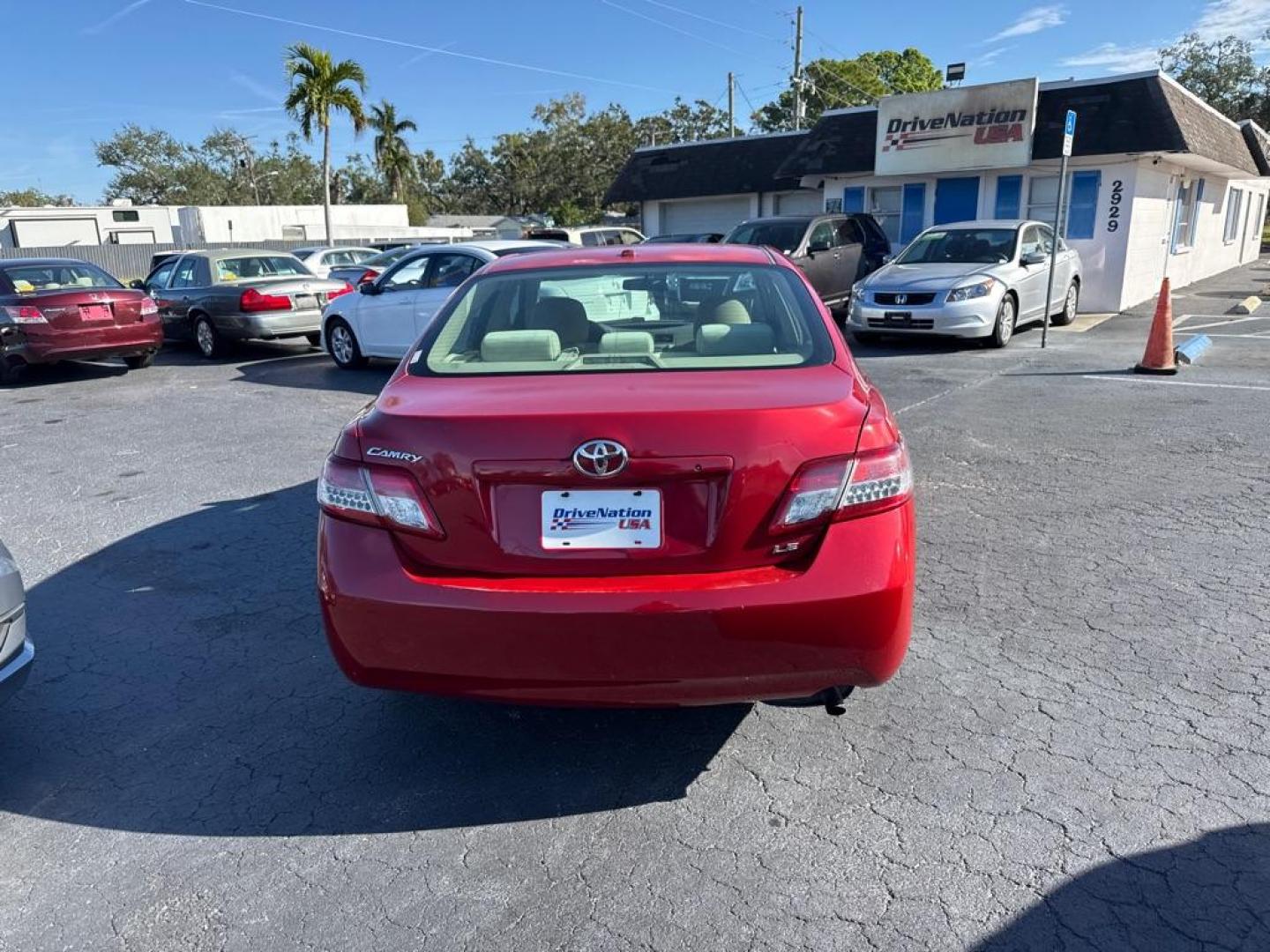 2011 RED TOYOTA CAMRY SE (4T1BF3EK0BU) with an 2.5L engine, Automatic transmission, located at 2929 9th St. West, Bradenton, 34205, (941) 242-2810, 27.473591, -82.570679 - Photo#5