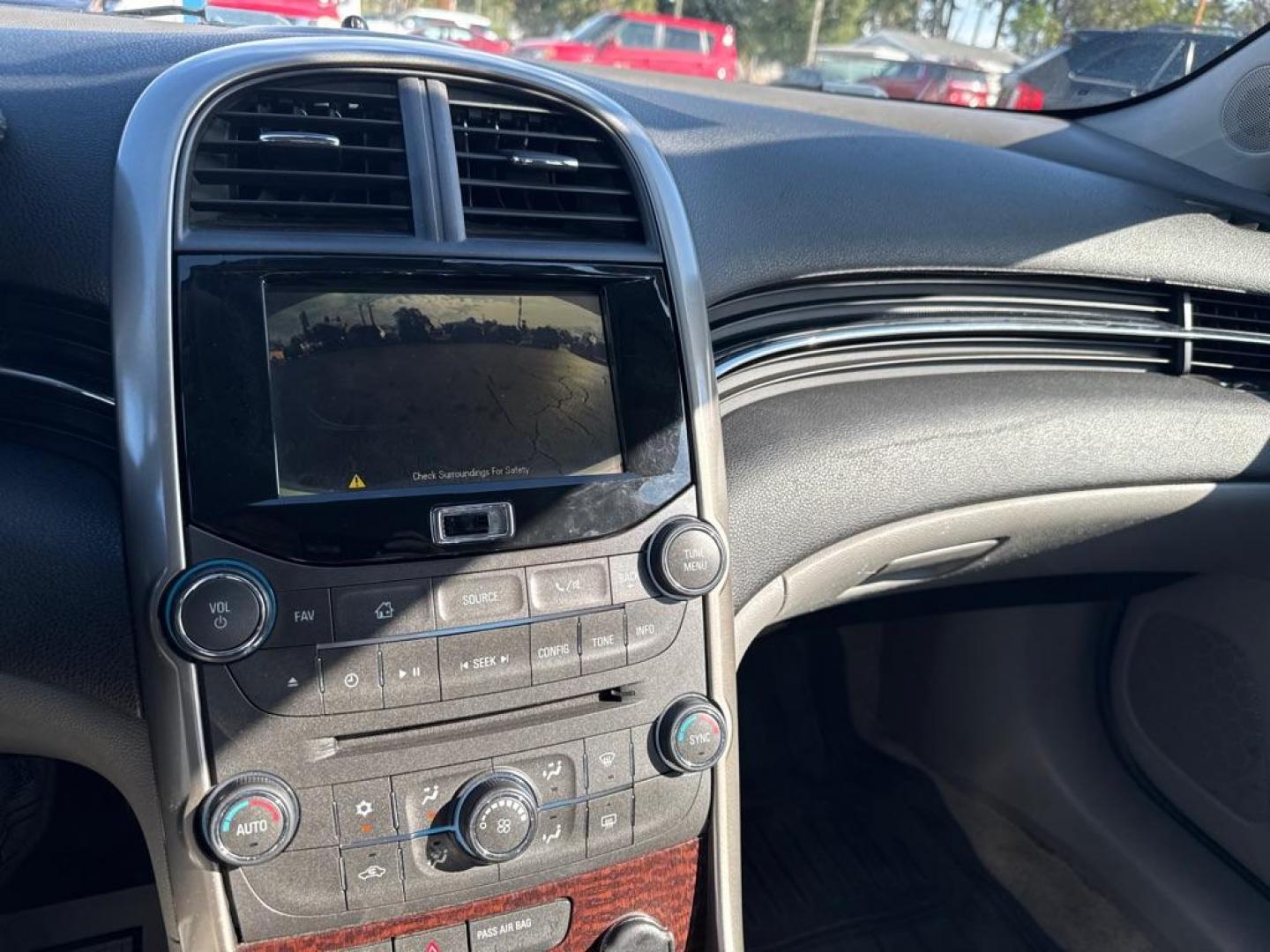 2013 SILVER CHEVROLET MALIBU 1LT (1G11D5RR9DF) with an 2.4L engine, Automatic transmission, located at 2929 9th St. West, Bradenton, 34205, (941) 242-2810, 27.473591, -82.570679 - Thanks for inquring into DriveNation USA! All vehicles listed can be viewed at www.drivenationusa.com for vehicle history reports and additonal info. We cannot quote any terms such as down payments or monthly payments without an application. You can apply directly at www.drivenationusa.com or by con - Photo#10