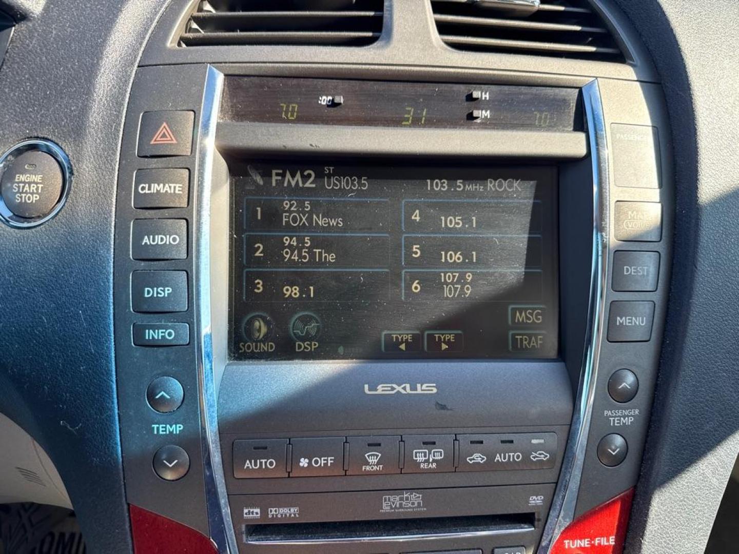 2007 SILVER LEXUS ES 350 (JTHBJ46G272) with an 3.5L engine, Automatic transmission, located at 2929 9th St. West, Bradenton, 34205, (941) 242-2810, 27.473591, -82.570679 - Thanks for inquring into DriveNation USA! All vehicles listed can be viewed at www.drivenationusa.com for vehicle history reports and additonal info. We cannot quote any terms such as down payments or monthly payments without an application. You can apply directly at www.drivenationusa.com or by con - Photo#13