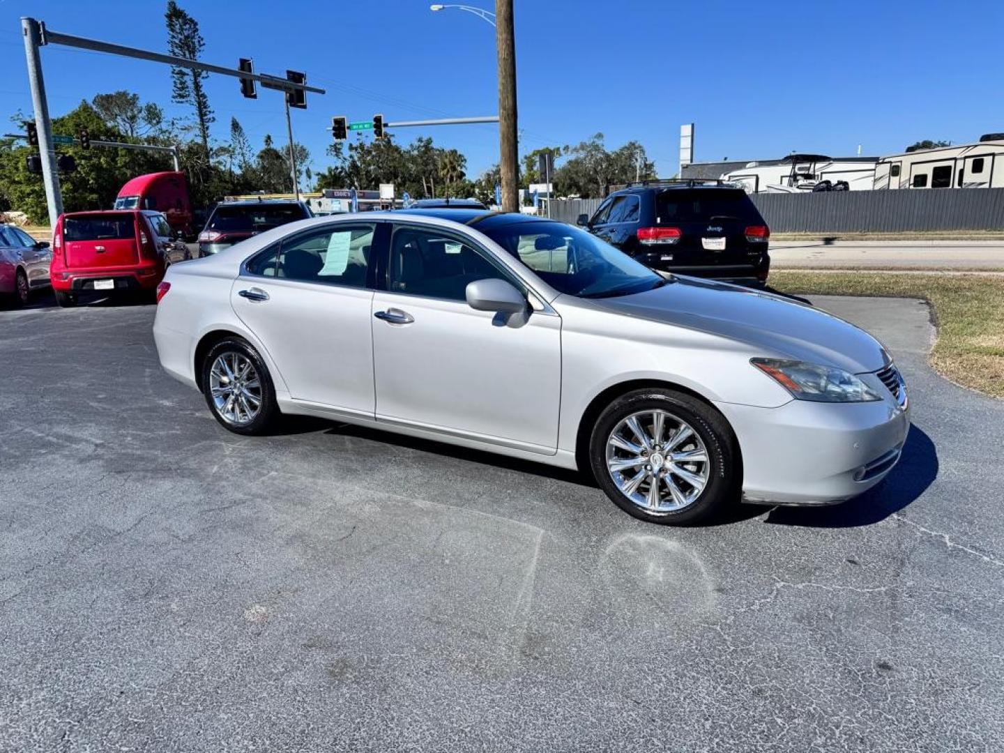 2007 SILVER LEXUS ES 350 (JTHBJ46G272) with an 3.5L engine, Automatic transmission, located at 2929 9th St. West, Bradenton, 34205, (941) 242-2810, 27.473591, -82.570679 - Thanks for inquring into DriveNation USA! All vehicles listed can be viewed at www.drivenationusa.com for vehicle history reports and additonal info. We cannot quote any terms such as down payments or monthly payments without an application. You can apply directly at www.drivenationusa.com or by con - Photo#2
