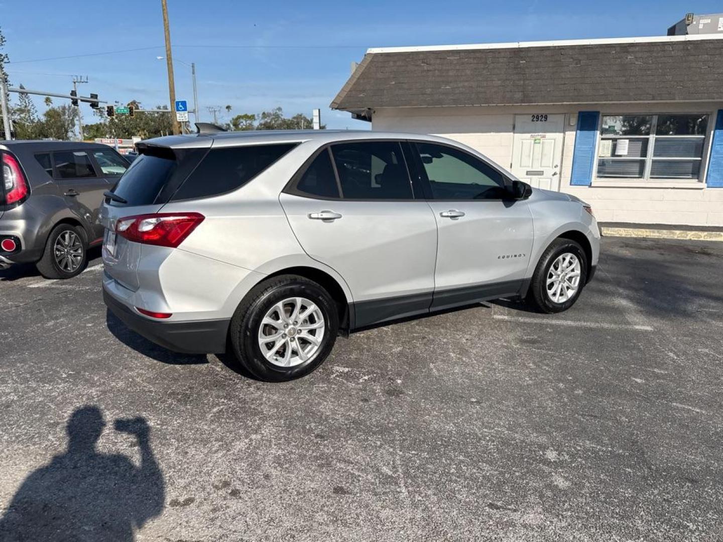 2019 SILVER CHEVROLET EQUINOX LS (2GNAXHEV5K6) with an 1.5L engine, Automatic transmission, located at 2929 9th St. West, Bradenton, 34205, (941) 242-2810, 27.473591, -82.570679 - Thanks for inquring into DriveNation USA! All vehicles listed can be viewed at www.drivenationusa.com for vehicle history reports and additonal info. We cannot quote any terms such as down payments or monthly payments without an application. You can apply directly at www.drivenationusa.com or by con - Photo#7