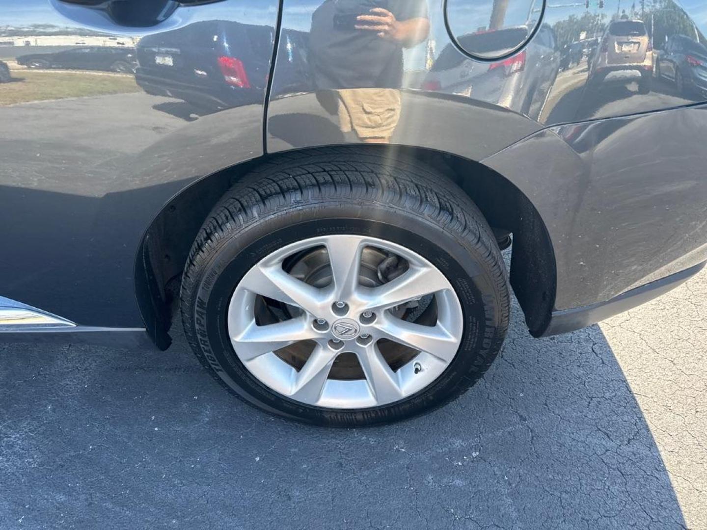 2010 BLACK LEXUS RX 350 (JTJZK1BAXA2) with an 3.5L engine, Automatic transmission, located at 2929 9th St. West, Bradenton, 34205, (941) 242-2810, 27.473591, -82.570679 - Thanks for inquring into DriveNation USA! All vehicles listed can be viewed at www.drivenationusa.com for vehicle history reports and additonal info. We cannot quote any terms such as down payments or monthly payments without an application. You can apply directly at www.drivenationusa.com or by con - Photo#9