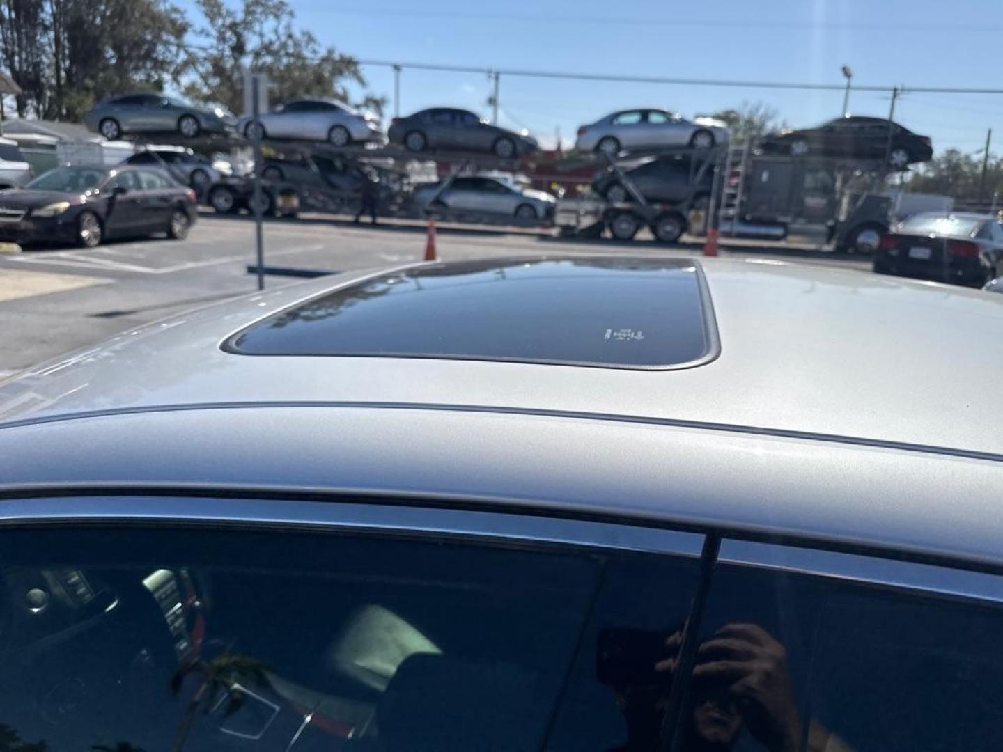 2007 GRAY LEXUS ES 350 (JTHBJ46G472) with an 3.5L engine, Automatic transmission, located at 2929 9th St. West, Bradenton, 34205, (941) 242-2810, 27.473591, -82.570679 - Thanks for inquring into DriveNation USA! All vehicles listed can be viewed at www.drivenationusa.com for vehicle history reports and additonal info. We cannot quote any terms such as down payments or monthly payments without an application. You can apply directly at www.drivenationusa.com or by con - Photo#9
