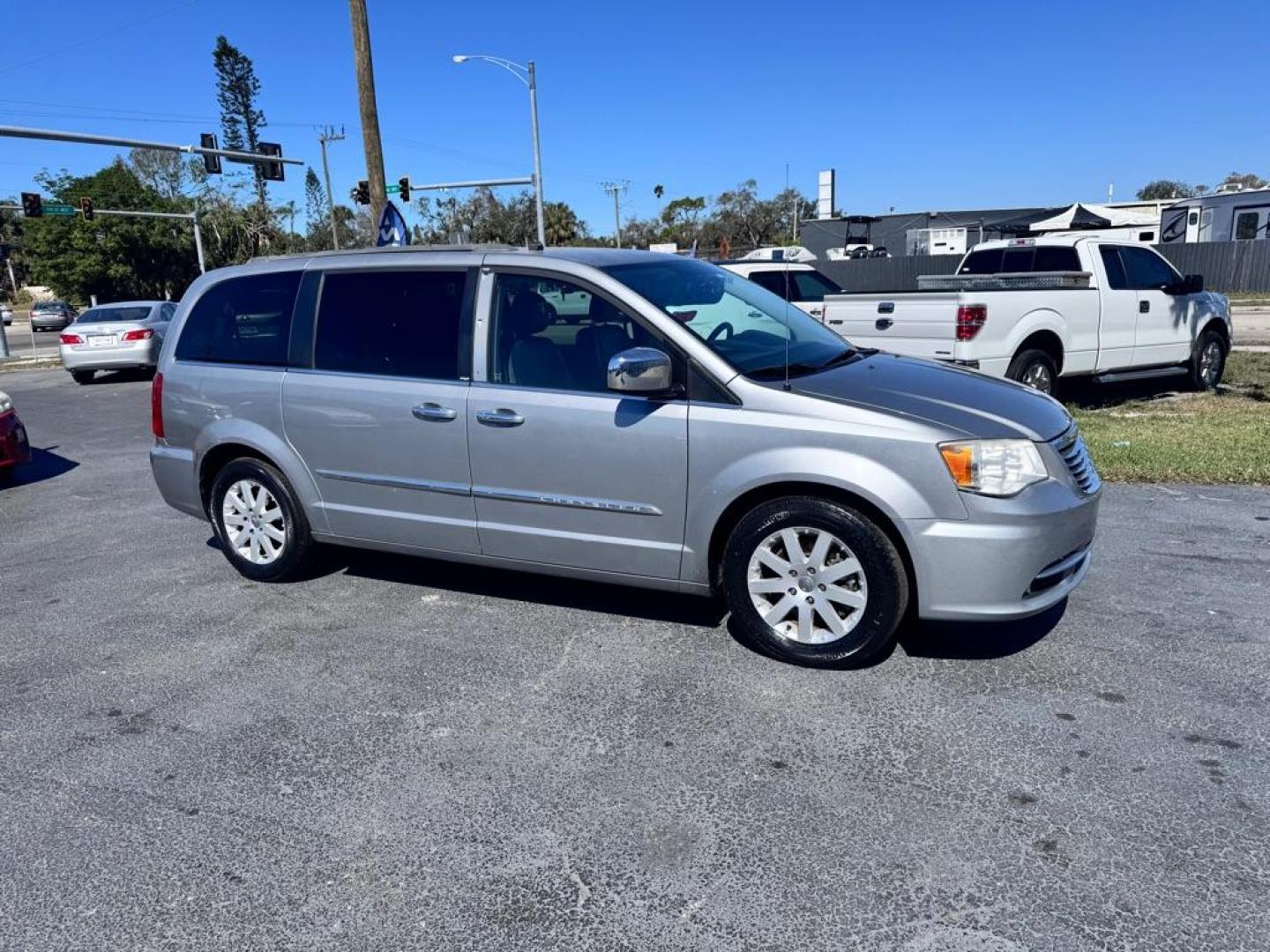 2014 GRAY CHRYSLER TOWN and COUNTRY TOURING (2C4RC1BG4ER) with an 3.6L engine, Automatic transmission, located at 2929 9th St. West, Bradenton, 34205, (941) 242-2810, 27.473591, -82.570679 - Thanks for inquring into DriveNation USA! All vehicles listed can be viewed at www.drivenationusa.com for vehicle history reports and additonal info. We cannot quote any terms such as down payments or monthly payments without an application. You can apply directly at www.drivenationusa.com or by con - Photo#1