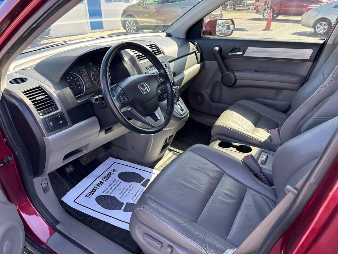 2011 RED HONDA CR-V EXL (5J6RE3H75BL) with an 2.4L engine, Automatic transmission, located at 2929 9th St. West, Bradenton, 34205, (941) 242-2810, 27.473591, -82.570679 - Photo#9
