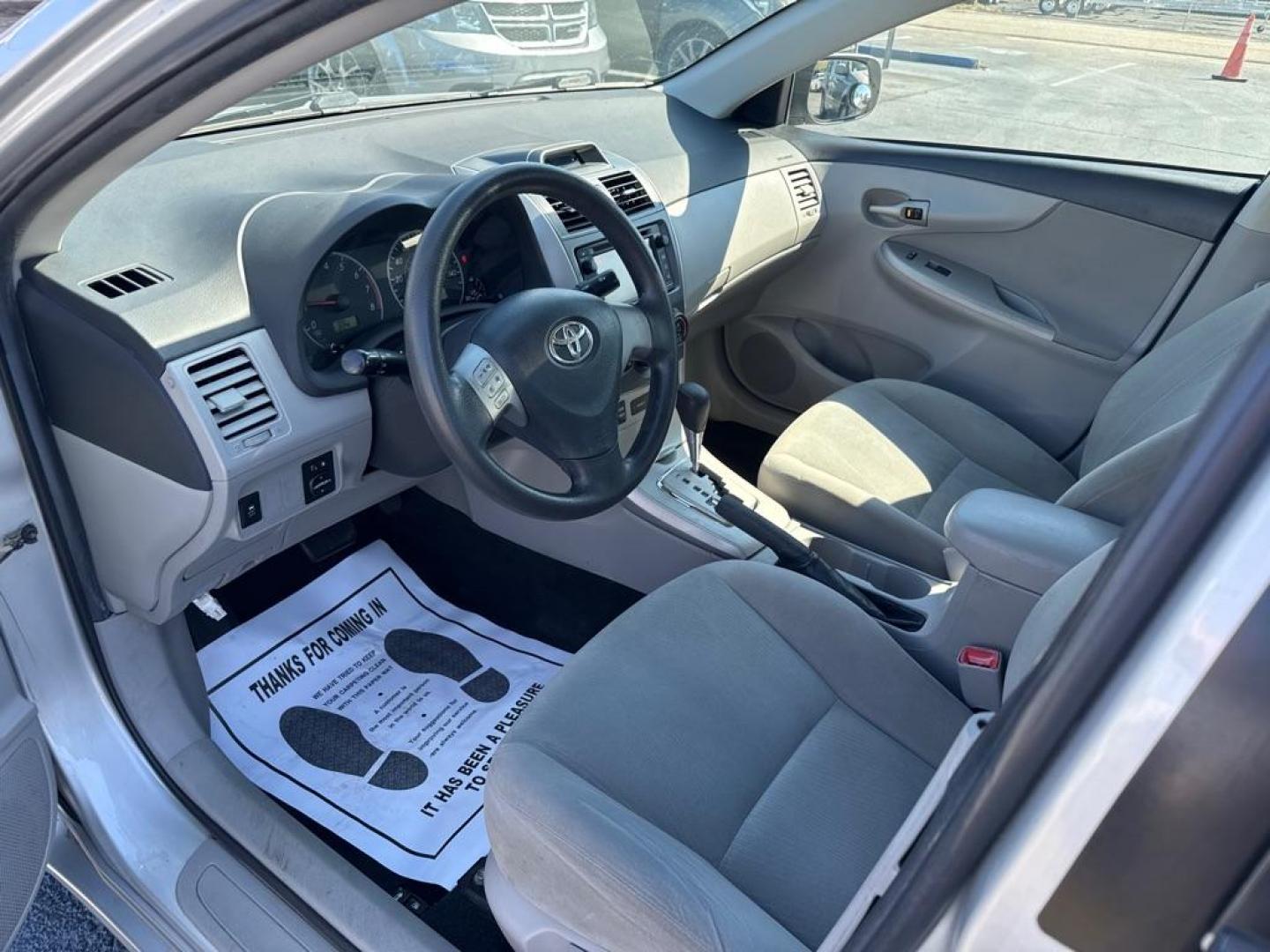2013 SILVER TOYOTA COROLLA LE (5YFBU4EE1DP) with an 1.8L engine, Automatic transmission, located at 2929 9th St. West, Bradenton, 34205, (941) 242-2810, 27.473591, -82.570679 - Thanks for inquring into DriveNation USA! All vehicles listed can be viewed at www.drivenationusa.com for vehicle history reports and additonal info. We cannot quote any terms such as down payments or monthly payments without an application. You can apply directly at www.drivenationusa.com or by con - Photo#10