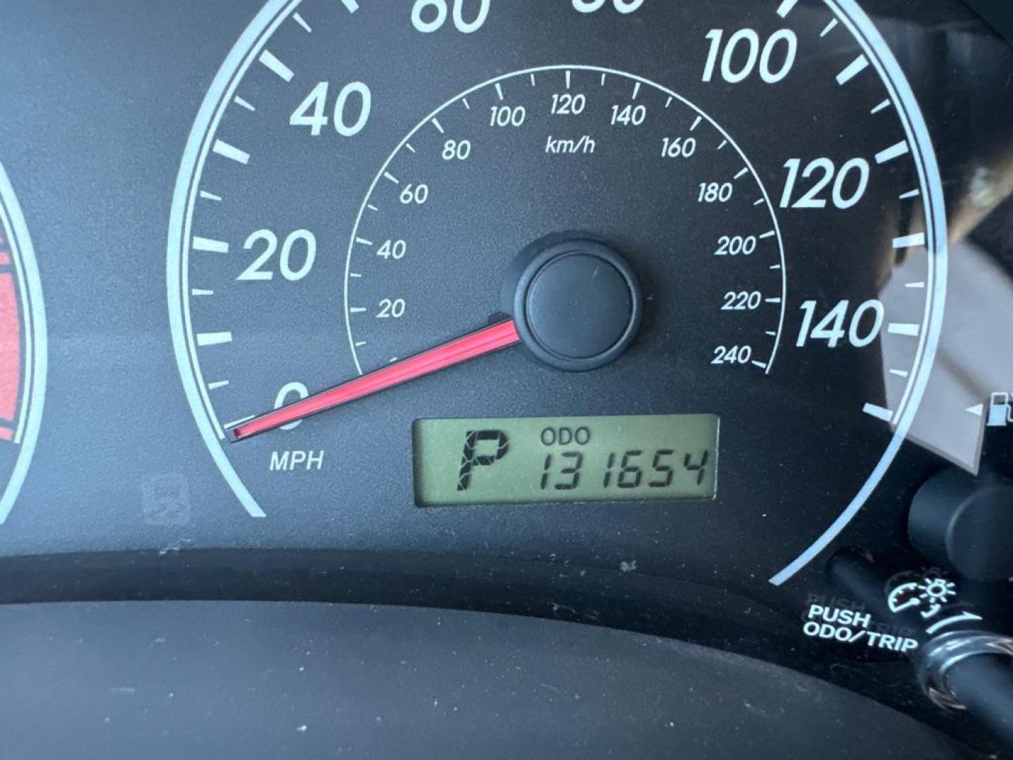 2013 SILVER TOYOTA COROLLA LE (5YFBU4EE1DP) with an 1.8L engine, Automatic transmission, located at 2929 9th St. West, Bradenton, 34205, (941) 242-2810, 27.473591, -82.570679 - Thanks for inquring into DriveNation USA! All vehicles listed can be viewed at www.drivenationusa.com for vehicle history reports and additonal info. We cannot quote any terms such as down payments or monthly payments without an application. You can apply directly at www.drivenationusa.com or by con - Photo#11