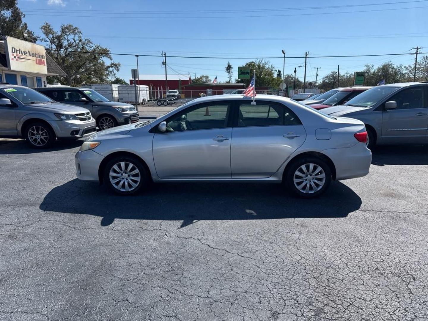 2013 SILVER TOYOTA COROLLA LE (5YFBU4EE1DP) with an 1.8L engine, Automatic transmission, located at 2929 9th St. West, Bradenton, 34205, (941) 242-2810, 27.473591, -82.570679 - Thanks for inquring into DriveNation USA! All vehicles listed can be viewed at www.drivenationusa.com for vehicle history reports and additonal info. We cannot quote any terms such as down payments or monthly payments without an application. You can apply directly at www.drivenationusa.com or by con - Photo#4