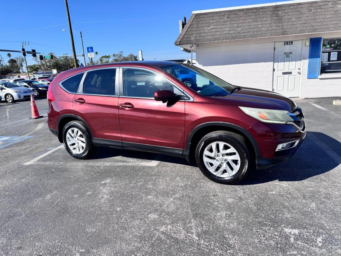 2016 MAROON HONDA CR-V EX (3CZRM3H56GG) with an 2.4L engine, Continuously Variable transmission, located at 2929 9th St. West, Bradenton, 34205, (941) 242-2810, 27.473591, -82.570679 - Photo#1