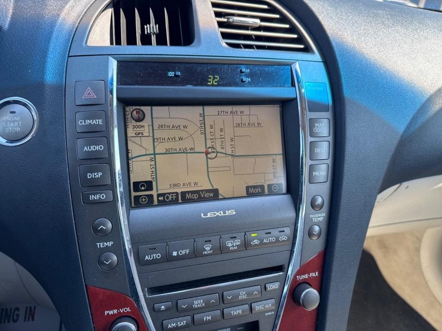 2007 SILVER LEXUS ES 350 (JTHBJ46G872) with an 3.5L engine, Automatic transmission, located at 2929 9th St. West, Bradenton, 34205, (941) 242-2810, 27.473591, -82.570679 - Thanks for inquring into DriveNation USA! All vehicles listed can be viewed at www.drivenationusa.com for vehicle history reports and additonal info. We cannot quote any terms such as down payments or monthly payments without an application. You can apply directly at www.drivenationusa.com or by con - Photo#13