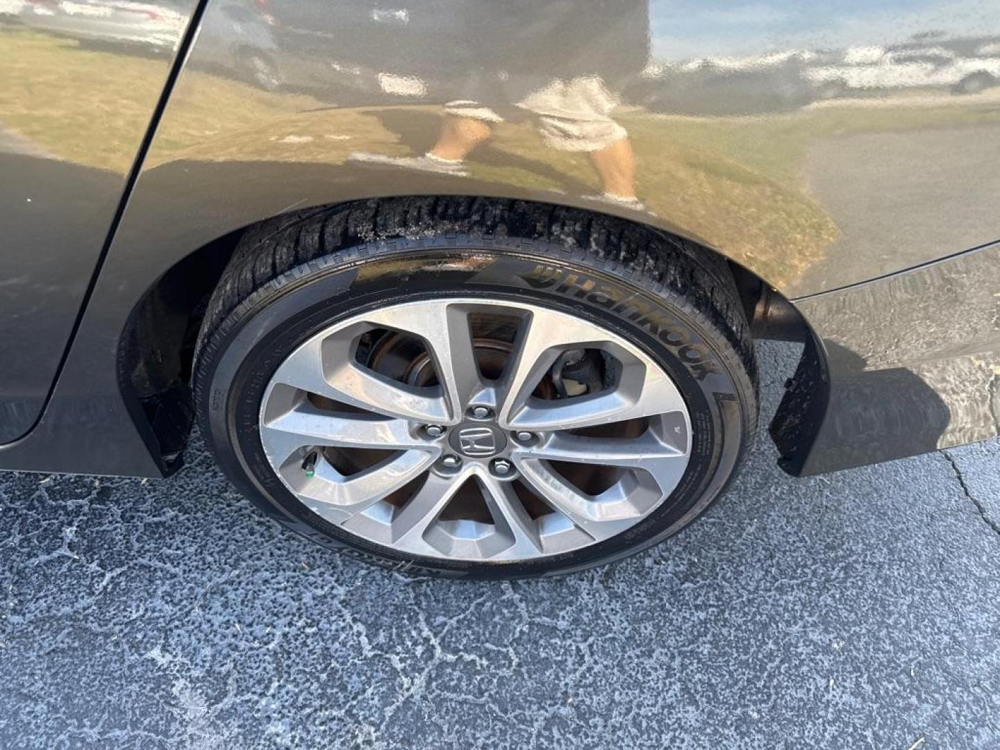 2013 GRAY HONDA ACCORD SPORT (1HGCR2F55DA) with an 2.4L engine, Continuously Variable transmission, located at 2929 9th St. West, Bradenton, 34205, (941) 242-2810, 27.473591, -82.570679 - Thanks for inquring into DriveNation USA! All vehicles listed can be viewed at www.drivenationusa.com for vehicle history reports and additonal info. We cannot quote any terms such as down payments or monthly payments without an application. You can apply directly at www.drivenationusa.com or by con - Photo#9