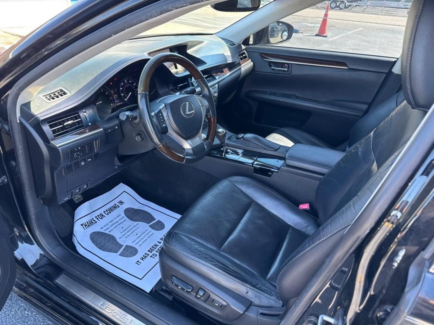 2013 BLACK LEXUS ES 350 (JTHBK1GG1D2) with an 3.5L engine, Automatic transmission, located at 2929 9th St. West, Bradenton, 34205, (941) 242-2810, 27.473591, -82.570679 - Thanks for inquring into DriveNation USA! All vehicles listed can be viewed at www.drivenationusa.com for vehicle history reports and additonal info. We cannot quote any terms such as down payments or monthly payments without an application. You can apply directly at www.drivenationusa.com or by con - Photo#11
