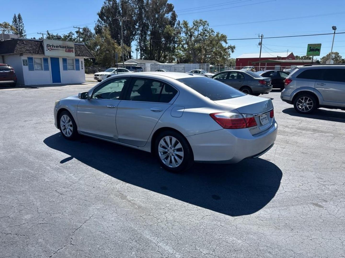 2013 GRAY HONDA ACCORD EXL (1HGCR2F83DA) with an 2.4L engine, Continuously Variable transmission, located at 2929 9th St. West, Bradenton, 34205, (941) 242-2810, 27.473591, -82.570679 - Thanks for inquring into DriveNation USA! All vehicles listed can be viewed at www.drivenationusa.com for vehicle history reports and additonal info. We cannot quote any terms such as down payments or monthly payments without an application. You can apply directly at www.drivenationusa.com or by con - Photo#5