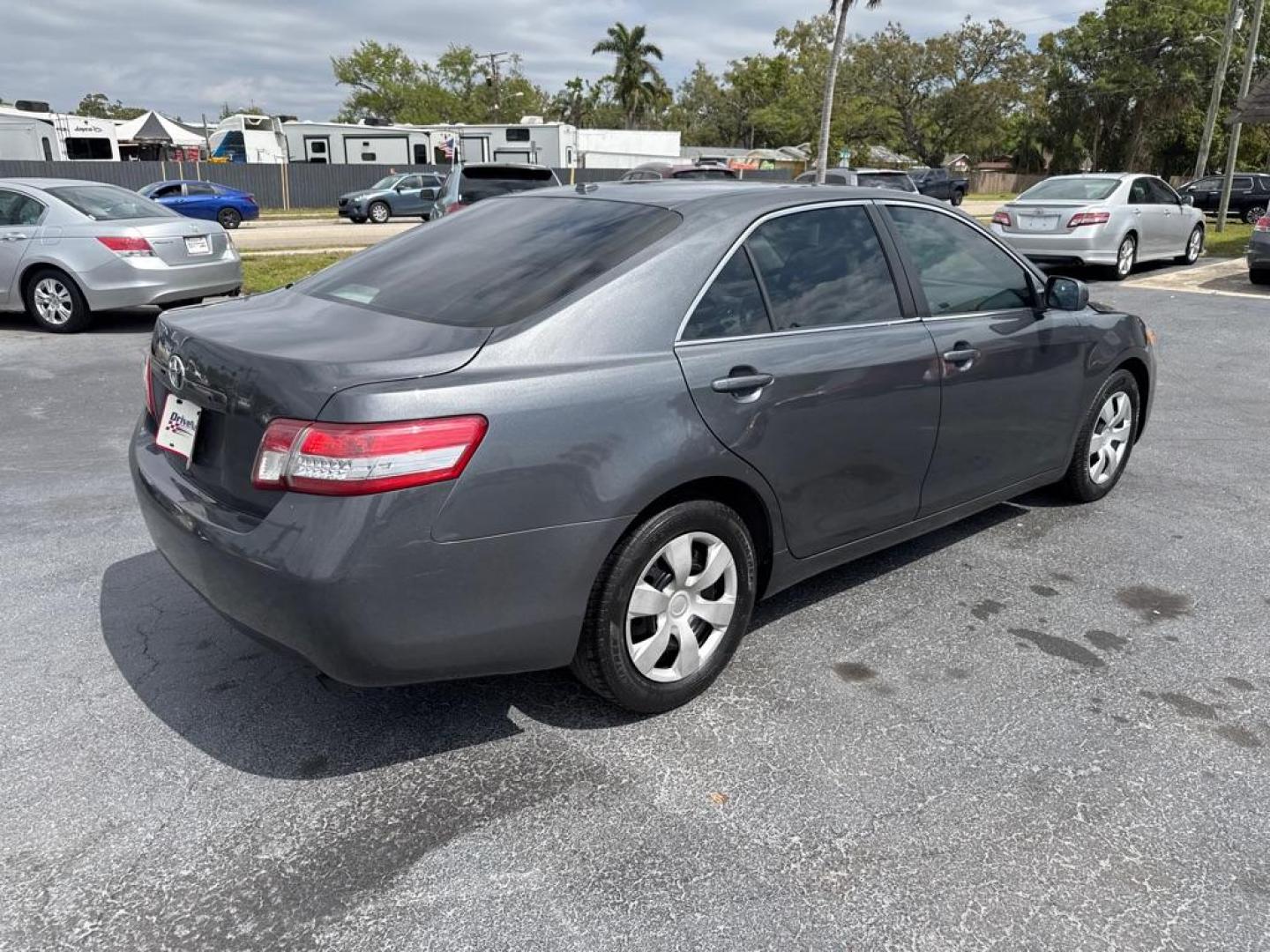 2010 GRAY TOYOTA CAMRY SE (4T1BF3EK1AU) with an 2.5L engine, Automatic transmission, located at 2929 9th St. West, Bradenton, 34205, (941) 242-2810, 27.473591, -82.570679 - Thanks for inquring into DriveNation USA! All vehicles listed can be viewed at www.drivenationusa.com for vehicle history reports and additonal info. We cannot quote any terms such as down payments or monthly payments without an application. You can apply directly at www.drivenationusa.com or by con - Photo#9