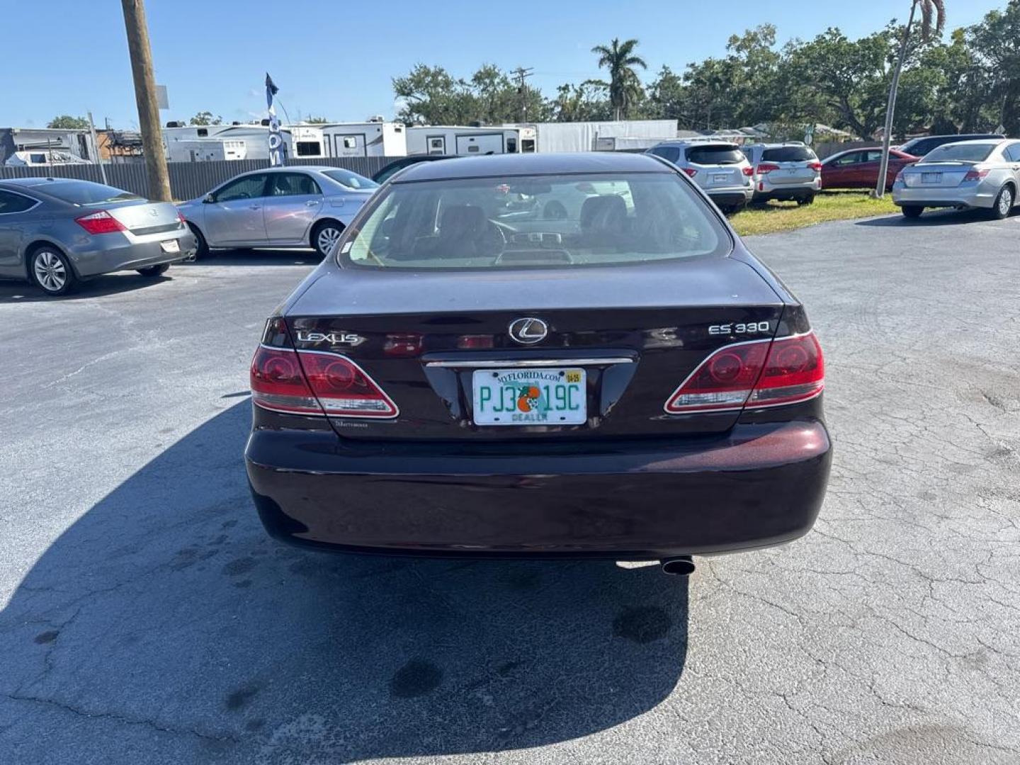 2005 PURPLE LEXUS ES 330 (JTHBA30G455) with an 3.3L engine, Automatic transmission, located at 2929 9th St. West, Bradenton, 34205, (941) 242-2810, 27.473591, -82.570679 - Photo#5