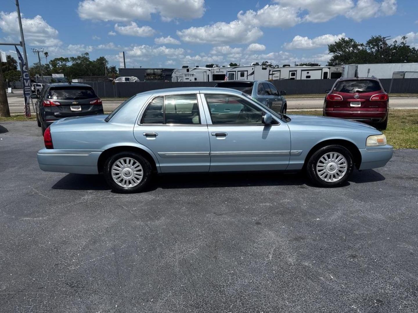 2008 BLUE MERCURY GRAND MARQUIS LS (2MEFM75V68X) with an 4.6L engine, Automatic transmission, located at 2929 9th St. West, Bradenton, 34205, (941) 242-2810, 27.473591, -82.570679 - Thanks for inquring into DriveNation USA! All vehicles listed can be viewed at www.drivenationusa.com for vehicle history reports and additonal info. We cannot quote any terms such as down payments or monthly payments without an application. You can apply directly at www.drivenationusa.com or by con - Photo#7