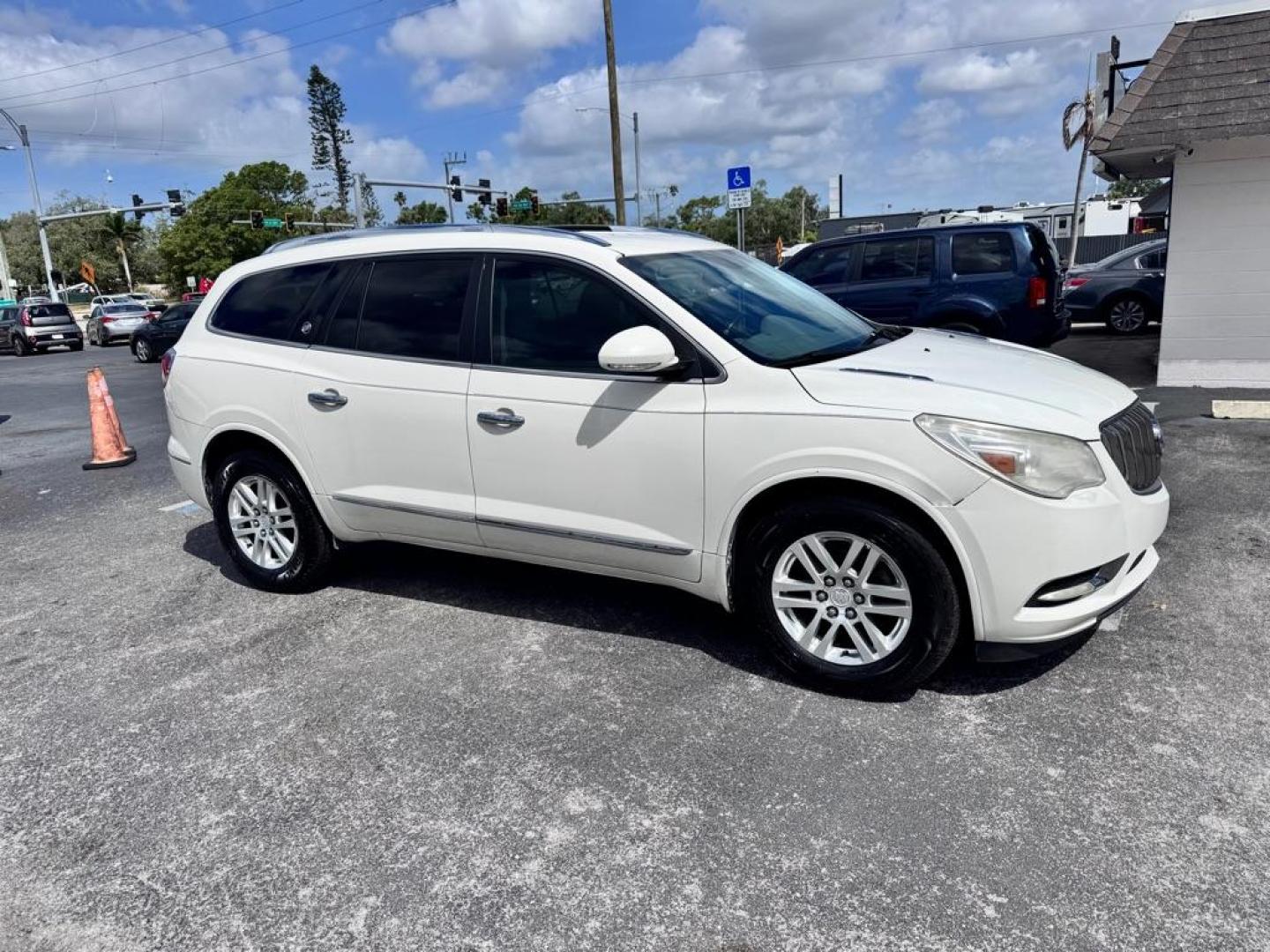 2014 WHITE BUICK ENCLAVE CXL (5GAKRAKD4EJ) with an 3.6L engine, Automatic transmission, located at 2929 9th St. West, Bradenton, 34205, (941) 242-2810, 27.473591, -82.570679 - Thanks for inquring into DriveNation USA! All vehicles listed can be viewed at www.drivenationusa.com for vehicle history reports and additonal info. We cannot quote any terms such as down payments or monthly payments without an application. You can apply directly at www.drivenationusa.com or by con - Photo#1