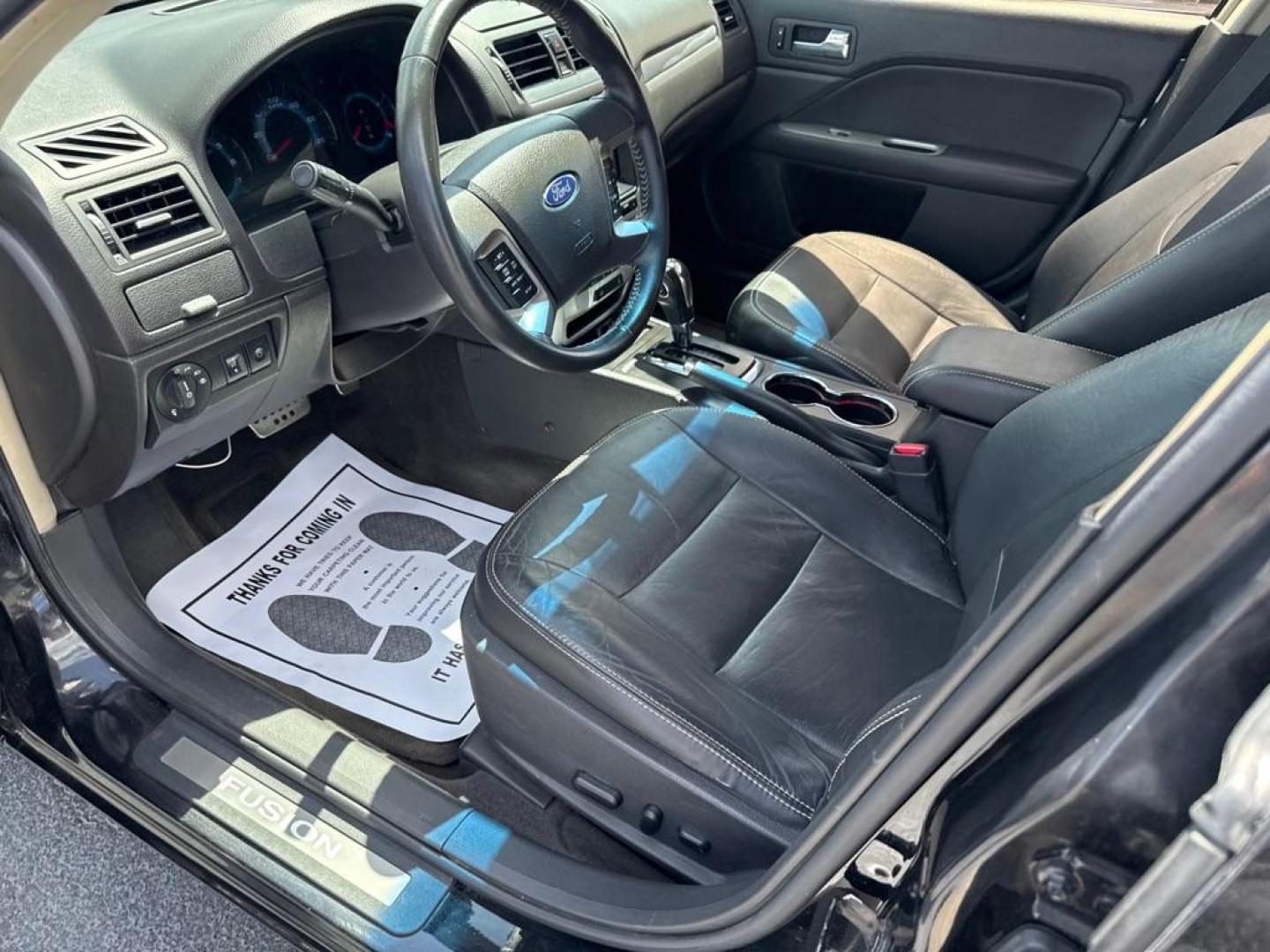 2011 BLACK FORD FUSION SEL (3FAHP0JA7BR) with an 2.5L engine, Automatic transmission, located at 2929 9th St. West, Bradenton, 34205, (941) 242-2810, 27.473591, -82.570679 - Thanks for inquring into DriveNation USA! All vehicles listed can be viewed at www.drivenationusa.com for vehicle history reports and additonal info. We cannot quote any terms such as down payments or monthly payments without an application. You can apply directly at www.drivenationusa.com or by con - Photo#11