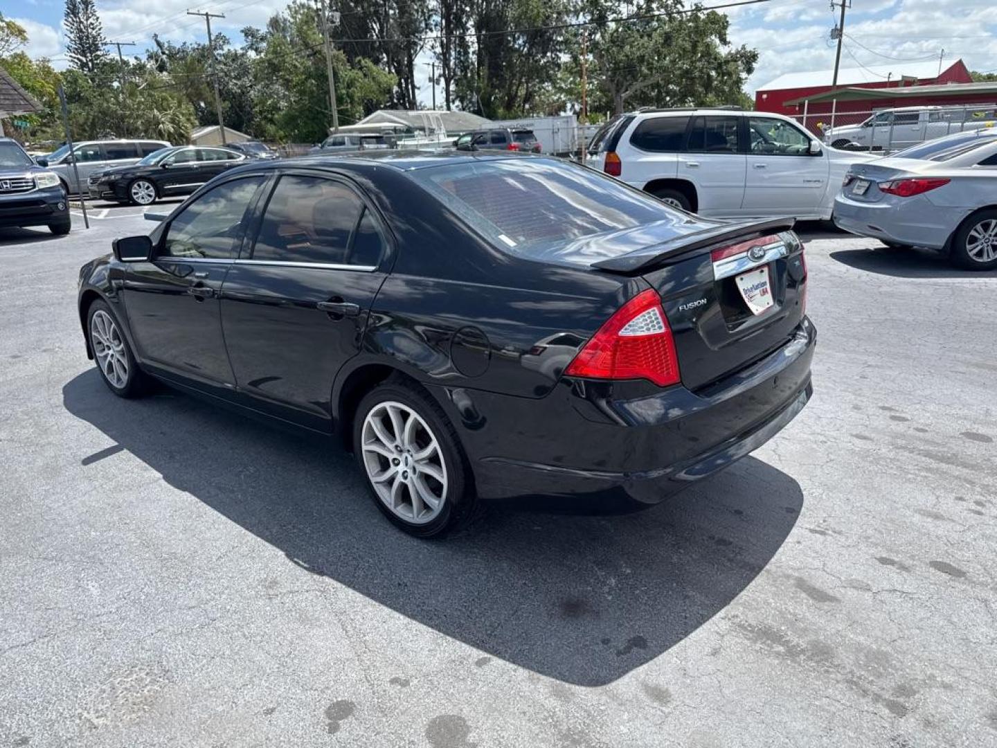 2011 BLACK FORD FUSION SEL (3FAHP0JA7BR) with an 2.5L engine, Automatic transmission, located at 2929 9th St. West, Bradenton, 34205, (941) 242-2810, 27.473591, -82.570679 - Thanks for inquring into DriveNation USA! All vehicles listed can be viewed at www.drivenationusa.com for vehicle history reports and additonal info. We cannot quote any terms such as down payments or monthly payments without an application. You can apply directly at www.drivenationusa.com or by con - Photo#5