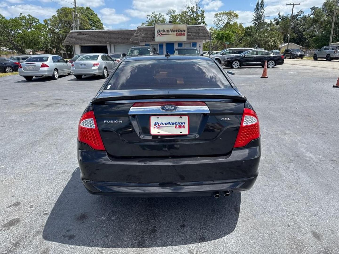 2011 BLACK FORD FUSION SEL (3FAHP0JA7BR) with an 2.5L engine, Automatic transmission, located at 2929 9th St. West, Bradenton, 34205, (941) 242-2810, 27.473591, -82.570679 - Thanks for inquring into DriveNation USA! All vehicles listed can be viewed at www.drivenationusa.com for vehicle history reports and additonal info. We cannot quote any terms such as down payments or monthly payments without an application. You can apply directly at www.drivenationusa.com or by con - Photo#6