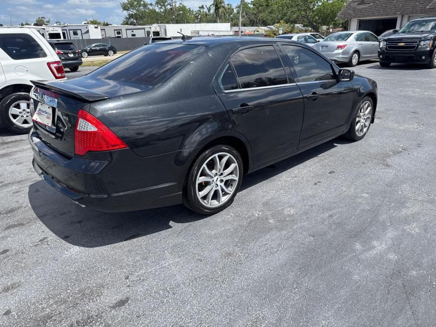 2011 BLACK FORD FUSION SEL (3FAHP0JA7BR) with an 2.5L engine, Automatic transmission, located at 2929 9th St. West, Bradenton, 34205, (941) 242-2810, 27.473591, -82.570679 - Thanks for inquring into DriveNation USA! All vehicles listed can be viewed at www.drivenationusa.com for vehicle history reports and additonal info. We cannot quote any terms such as down payments or monthly payments without an application. You can apply directly at www.drivenationusa.com or by con - Photo#7