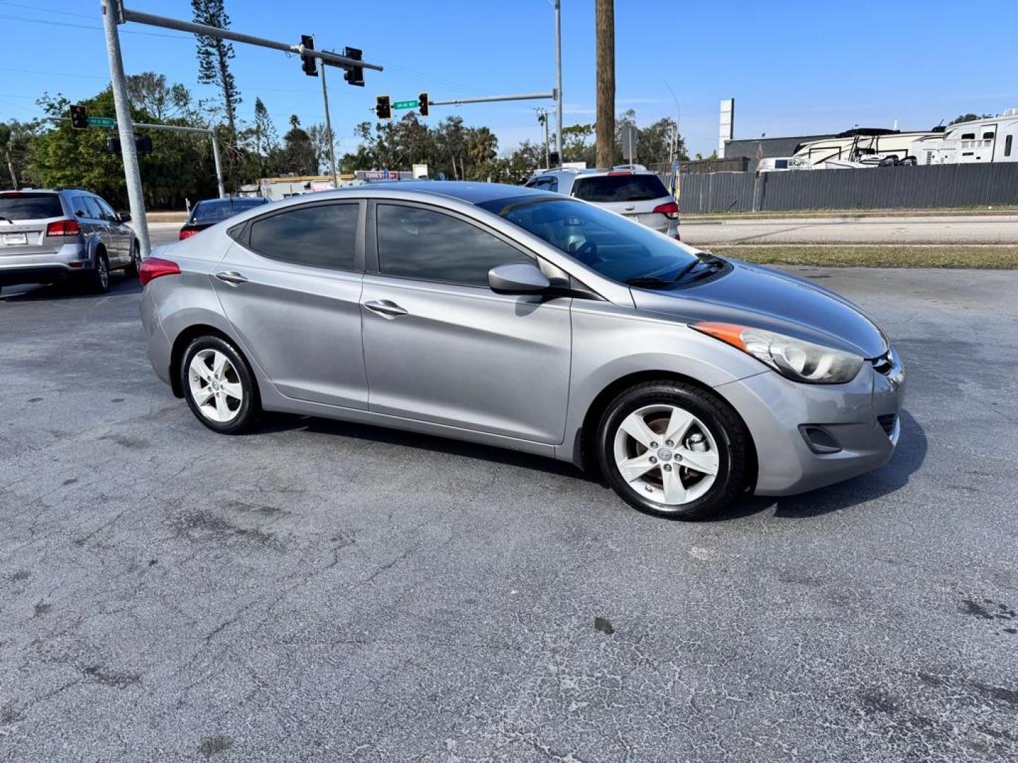 2015 SILVER HYUNDAI ELANTRA SE (5NPDH4AE0FH) with an 1.8L engine, Automatic transmission, located at 2929 9th St. West, Bradenton, 34205, (941) 242-2810, 27.473591, -82.570679 - Thanks for inquring into DriveNation USA! All vehicles listed can be viewed at www.drivenationusa.com for vehicle history reports and additonal info. We cannot quote any terms such as down payments or monthly payments without an application. You can apply directly at www.drivenationusa.com or by con - Photo#1