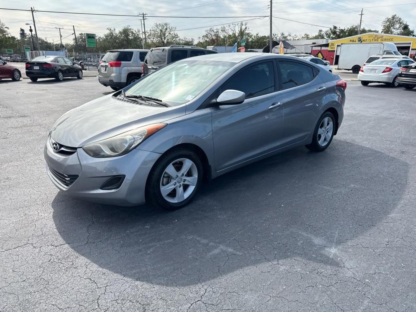 2015 SILVER HYUNDAI ELANTRA SE (5NPDH4AE0FH) with an 1.8L engine, Automatic transmission, located at 2929 9th St. West, Bradenton, 34205, (941) 242-2810, 27.473591, -82.570679 - Thanks for inquring into DriveNation USA! All vehicles listed can be viewed at www.drivenationusa.com for vehicle history reports and additonal info. We cannot quote any terms such as down payments or monthly payments without an application. You can apply directly at www.drivenationusa.com or by con - Photo#4