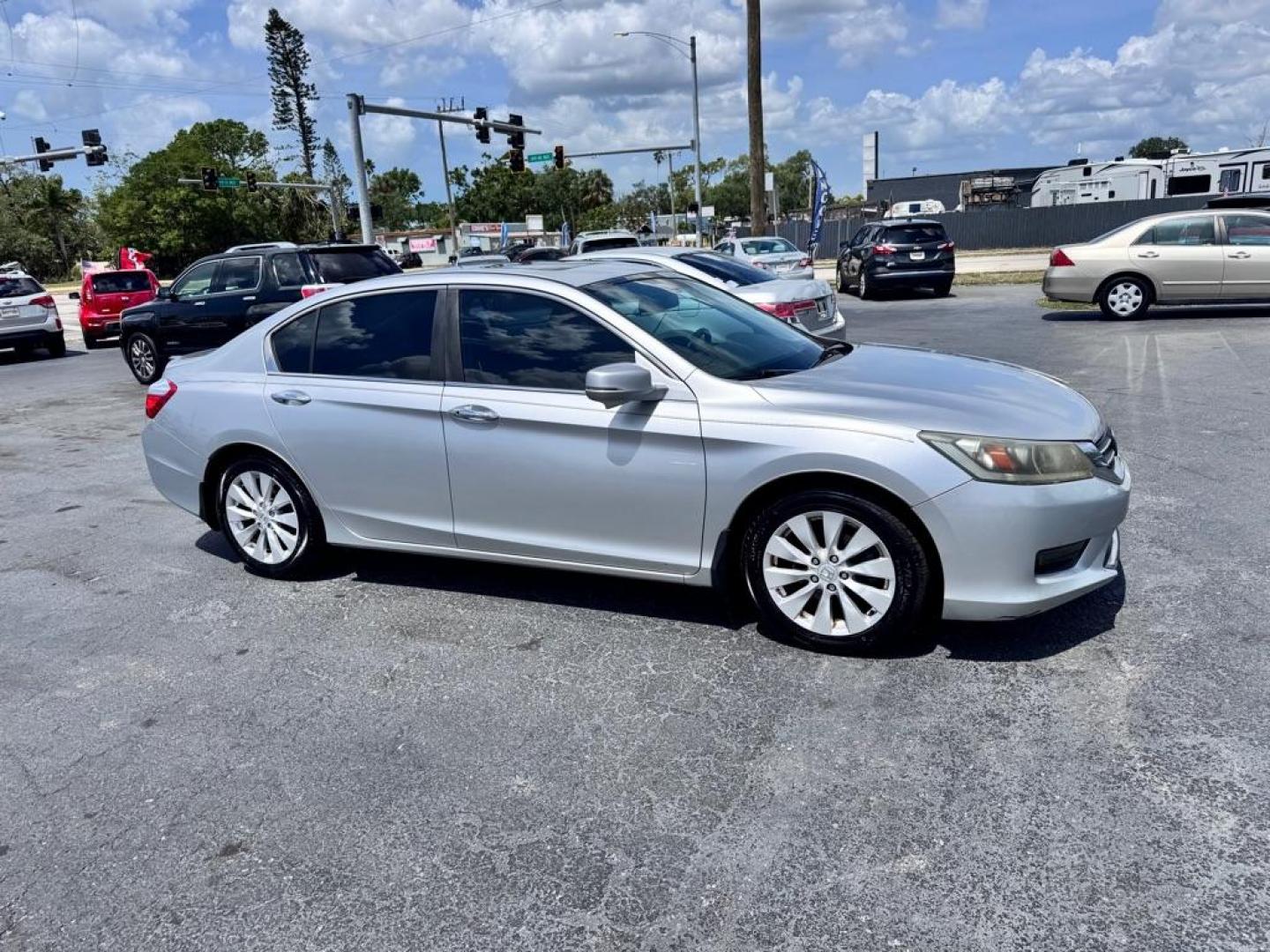 2014 SILVER HONDA ACCORD EXL (1HGCR2F84EA) with an 2.4L engine, Continuously Variable transmission, located at 2929 9th St. West, Bradenton, 34205, (941) 242-2810, 27.473591, -82.570679 - Photo#0
