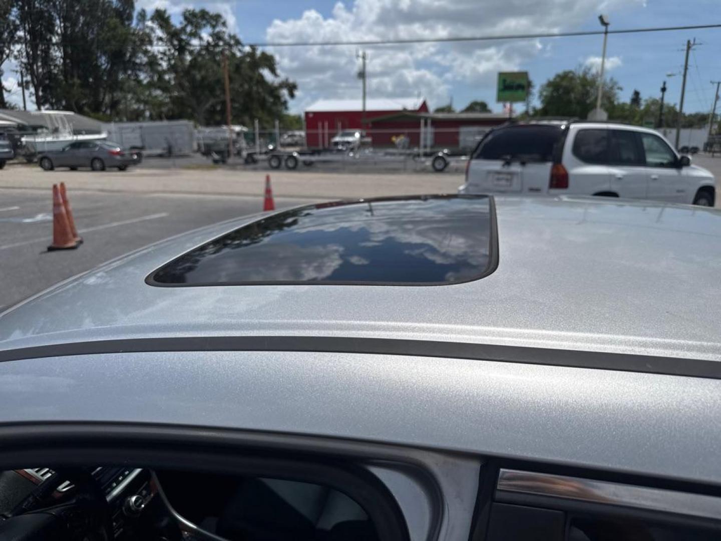 2014 SILVER HONDA ACCORD EXL (1HGCR2F84EA) with an 2.4L engine, Continuously Variable transmission, located at 2929 9th St. West, Bradenton, 34205, (941) 242-2810, 27.473591, -82.570679 - Photo#10