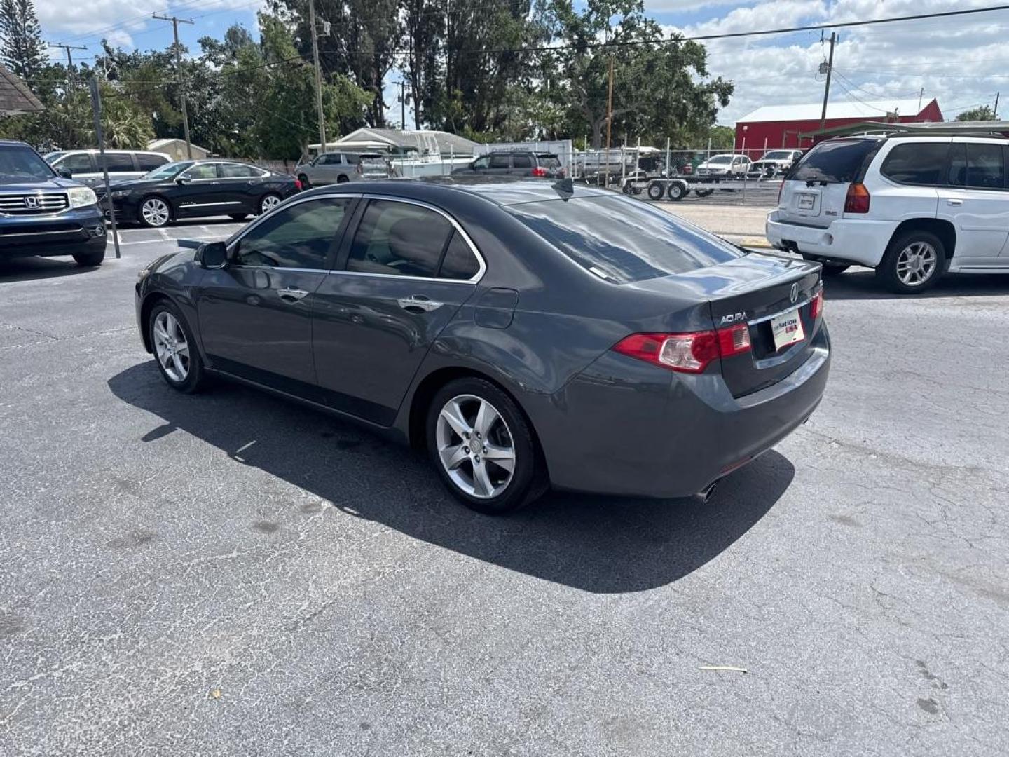2011 GRAY ACURA TSX (JH4CU2F67BC) with an 2.4L engine, Automatic transmission, located at 2929 9th St. West, Bradenton, 34205, (941) 242-2810, 27.473591, -82.570679 - Thanks for inquring into DriveNation USA! All vehicles listed can be viewed at www.drivenationusa.com for vehicle history reports and additonal info. We cannot quote any terms such as down payments or monthly payments without an application. You can apply directly at www.drivenationusa.com or by con - Photo#5