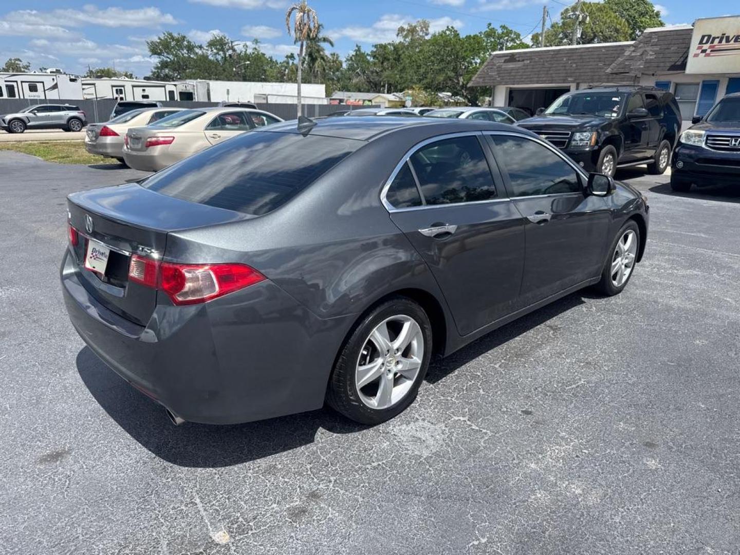 2011 GRAY ACURA TSX (JH4CU2F67BC) with an 2.4L engine, Automatic transmission, located at 2929 9th St. West, Bradenton, 34205, (941) 242-2810, 27.473591, -82.570679 - Thanks for inquring into DriveNation USA! All vehicles listed can be viewed at www.drivenationusa.com for vehicle history reports and additonal info. We cannot quote any terms such as down payments or monthly payments without an application. You can apply directly at www.drivenationusa.com or by con - Photo#7