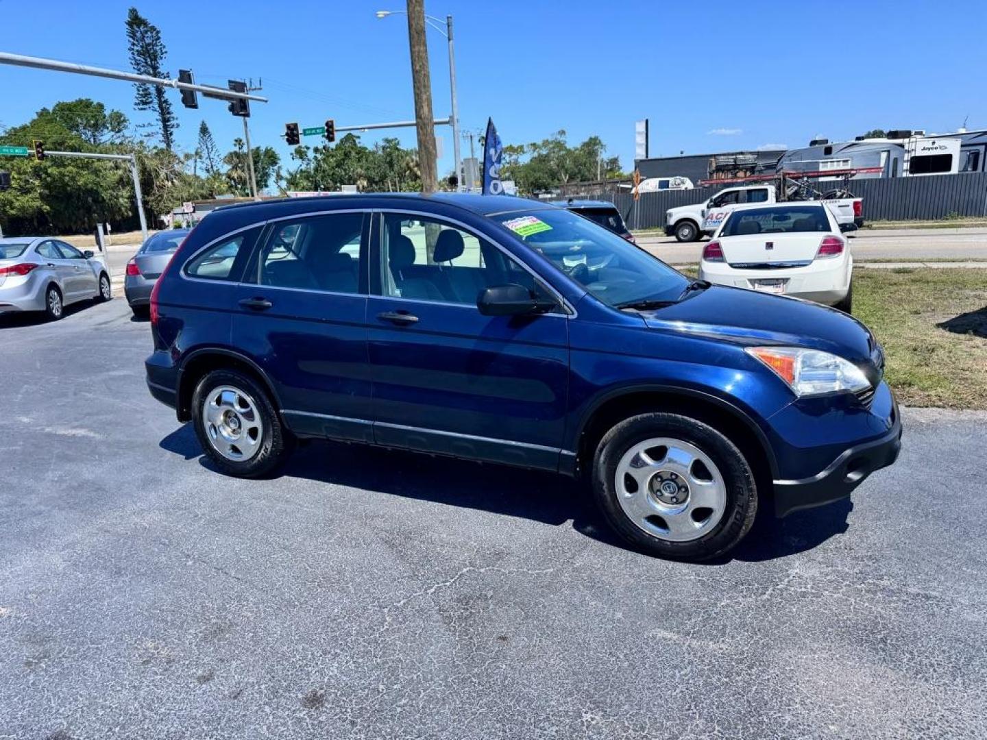 2009 BLUE HONDA CR-V LX (JHLRE48309C) with an 2.4L engine, Automatic transmission, located at 2929 9th St. West, Bradenton, 34205, (941) 242-2810, 27.473591, -82.570679 - Thanks for inquring into DriveNation USA! All vehicles listed can be viewed at www.drivenationusa.com for vehicle history reports and additonal info. We cannot quote any terms such as down payments or monthly payments without an application. You can apply directly at www.drivenationusa.com or by con - Photo#1