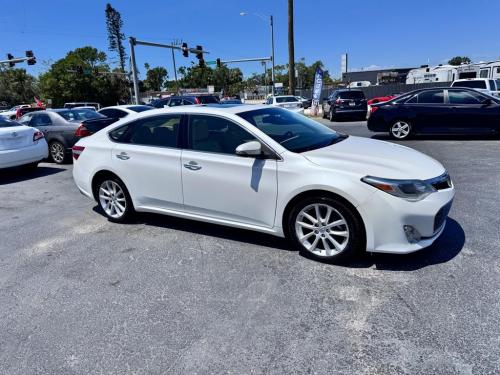 2013 TOYOTA AVALON XLE