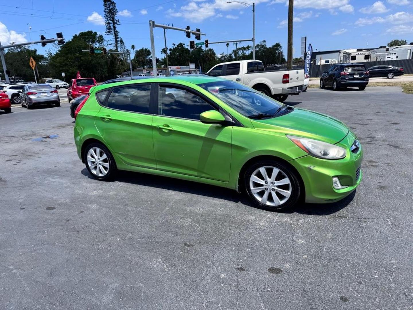 2012 GREEN HYUNDAI ACCENT GLS (KMHCU5AE1CU) with an 1.6L engine, Automatic transmission, located at 2929 9th St. West, Bradenton, 34205, (941) 242-2810, 27.473591, -82.570679 - Thanks for inquring into DriveNation USA! All vehicles listed can be viewed at www.drivenationusa.com for vehicle history reports and additonal info. We cannot quote any terms such as down payments or monthly payments without an application. You can apply directly at www.drivenationusa.com or by con - Photo#2
