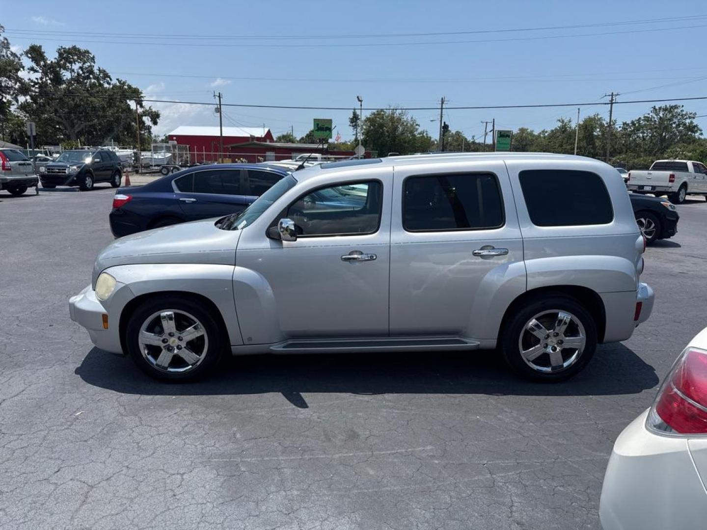 2009 SILVER CHEVROLET HHR LT (3GNCA53V99S) with an 2.4L engine, Automatic transmission, located at 2929 9th St. West, Bradenton, 34205, (941) 242-2810, 27.473591, -82.570679 - Thanks for inquring into DriveNation USA! All vehicles listed can be viewed at www.drivenationusa.com for vehicle history reports and additonal info. We cannot quote any terms such as down payments or monthly payments without an application. You can apply directly at www.drivenationusa.com or by con - Photo#4