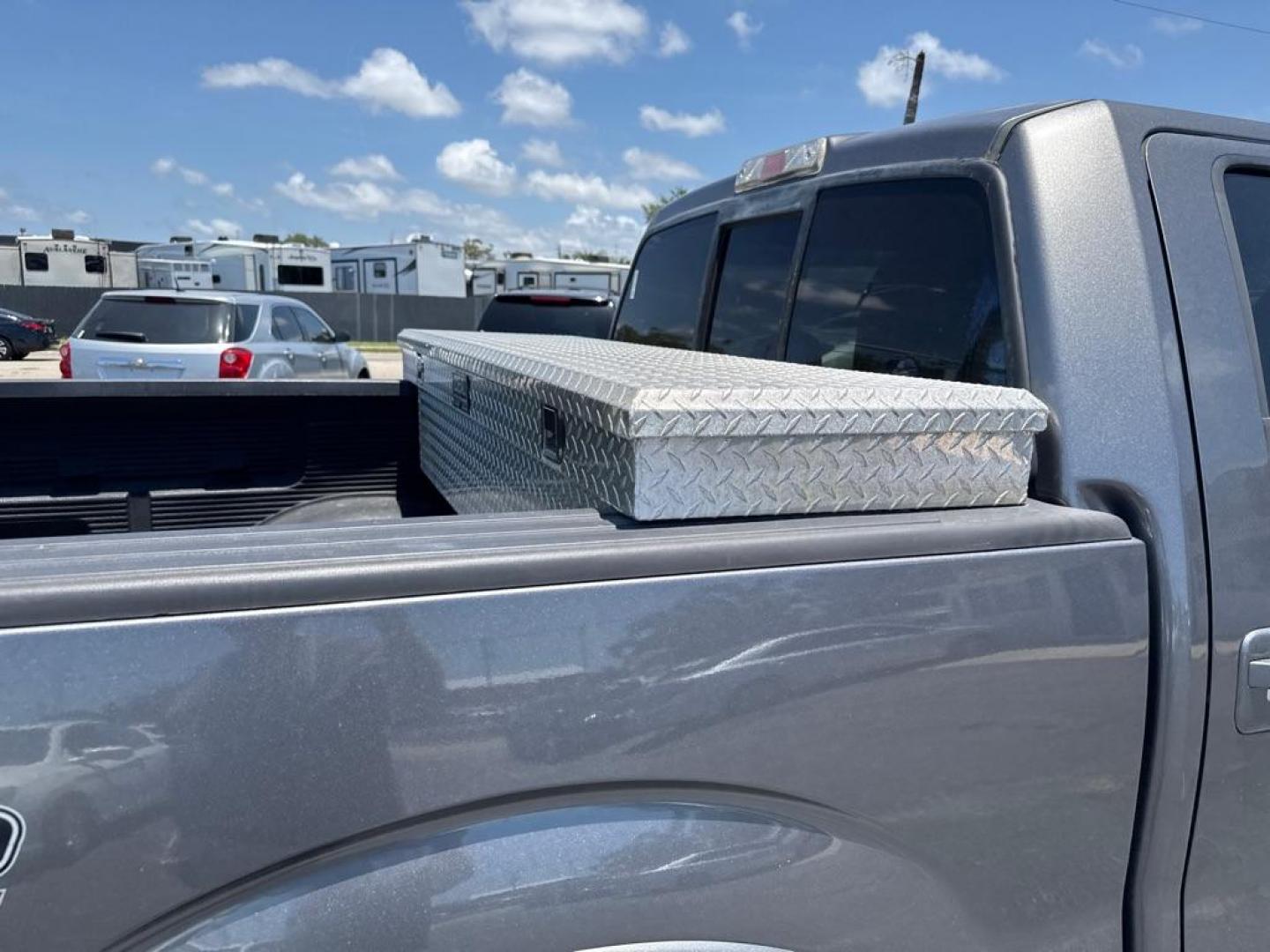 2013 GRAY FORD F150 SUPERCREW (1FTFW1CF2DF) with an 5.0L engine, Automatic transmission, located at 2929 9th St. West, Bradenton, 34205, (941) 242-2810, 27.473591, -82.570679 - Thanks for inquring into DriveNation USA! All vehicles listed can be viewed at www.drivenationusa.com for vehicle history reports and additonal info. We cannot quote any terms such as down payments or monthly payments without an application. You can apply directly at www.drivenationusa.com or by con - Photo#9